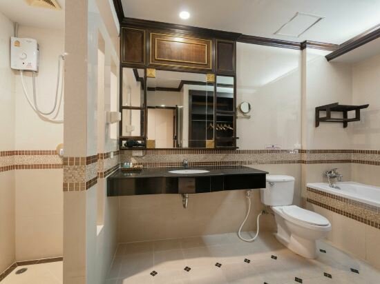 Suite Twin Room With Pool View