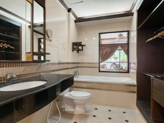 Suite Twin Room With Pool View