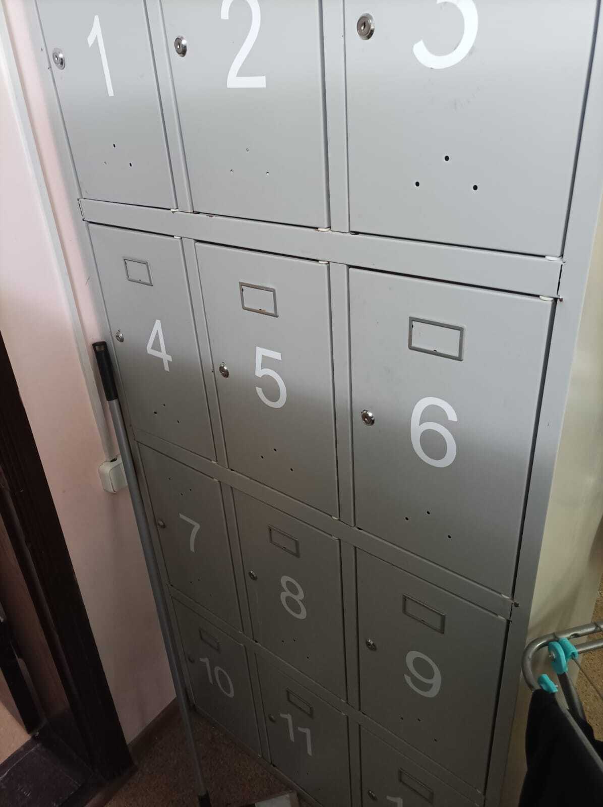 Односпальная кровать в общем номере