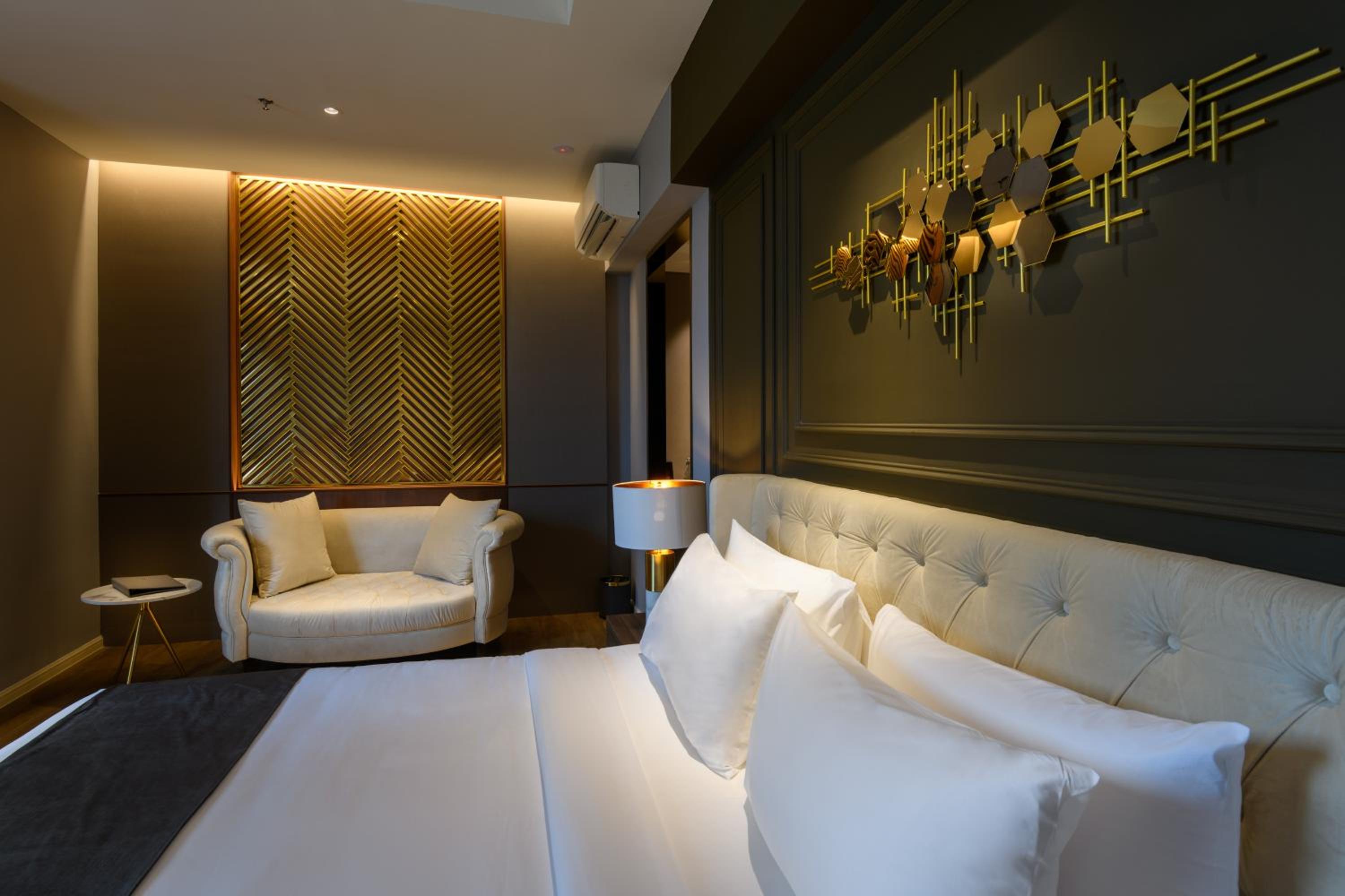 Luxury Room