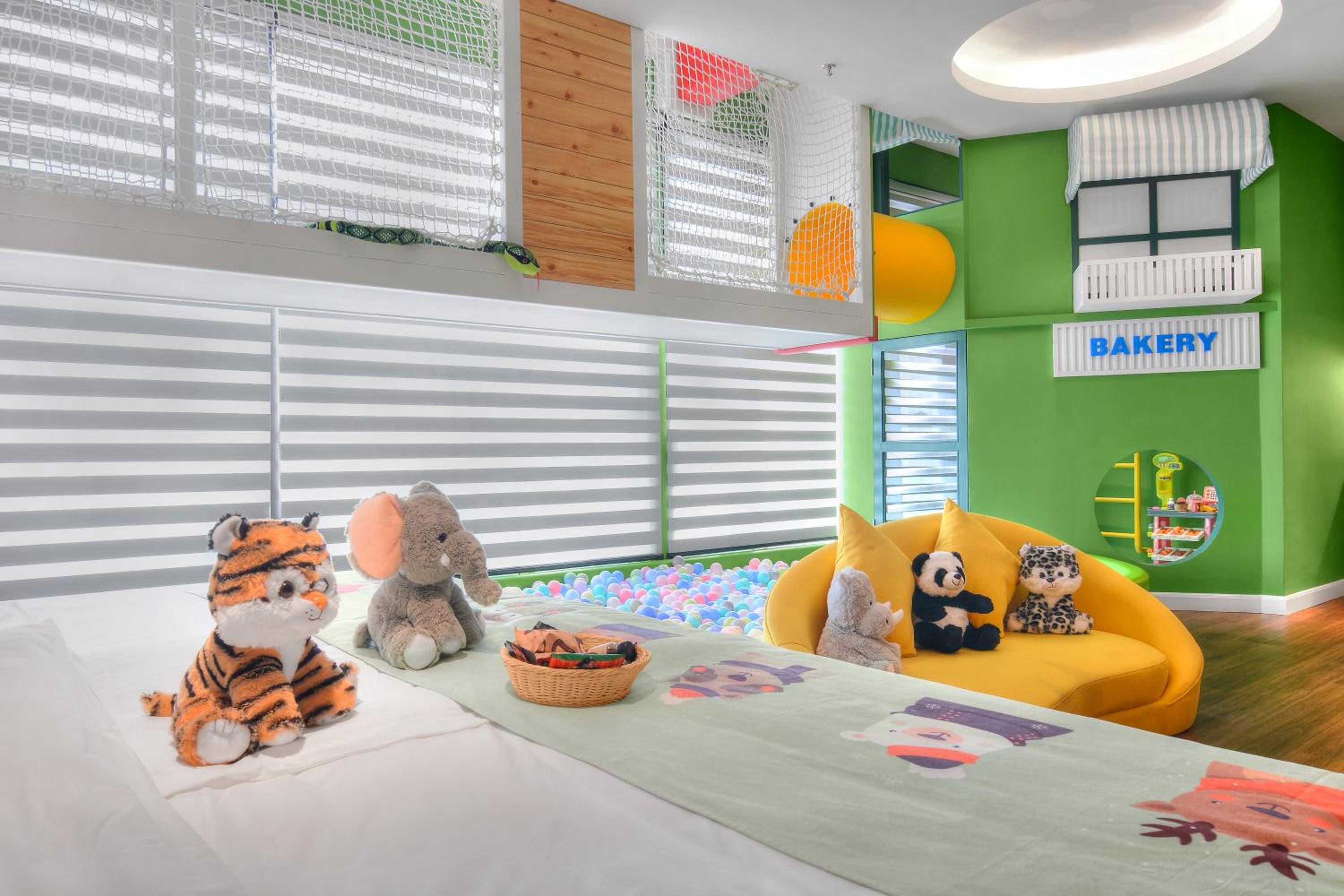 Safari Suite