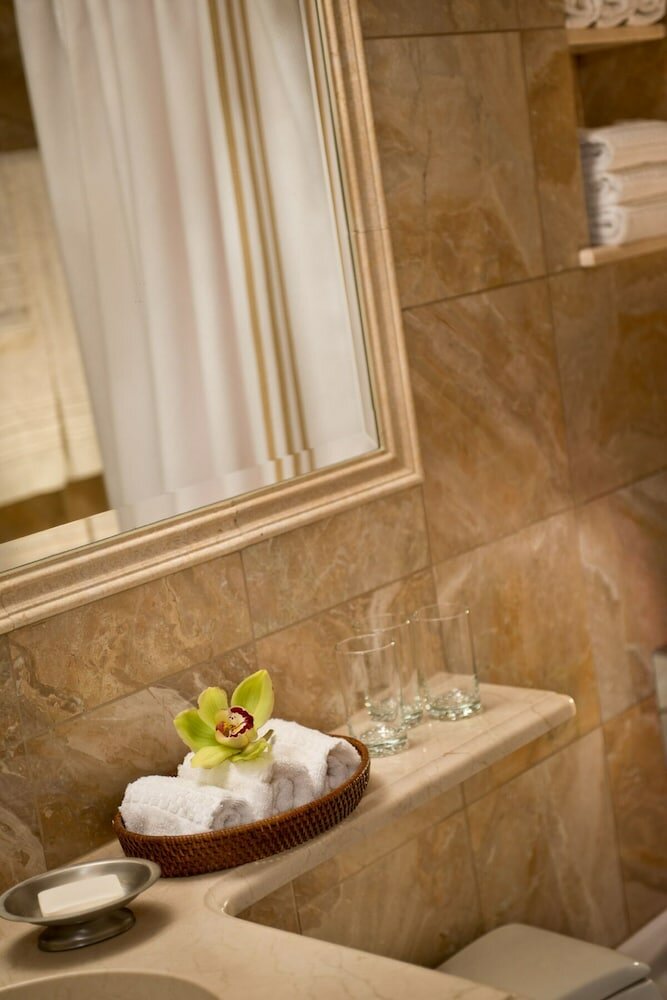 Executive One- Bedroom Suite
