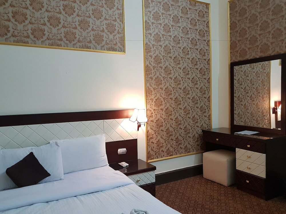 Deluxe Single Room, 1 King Bed, Non Smoking, City View