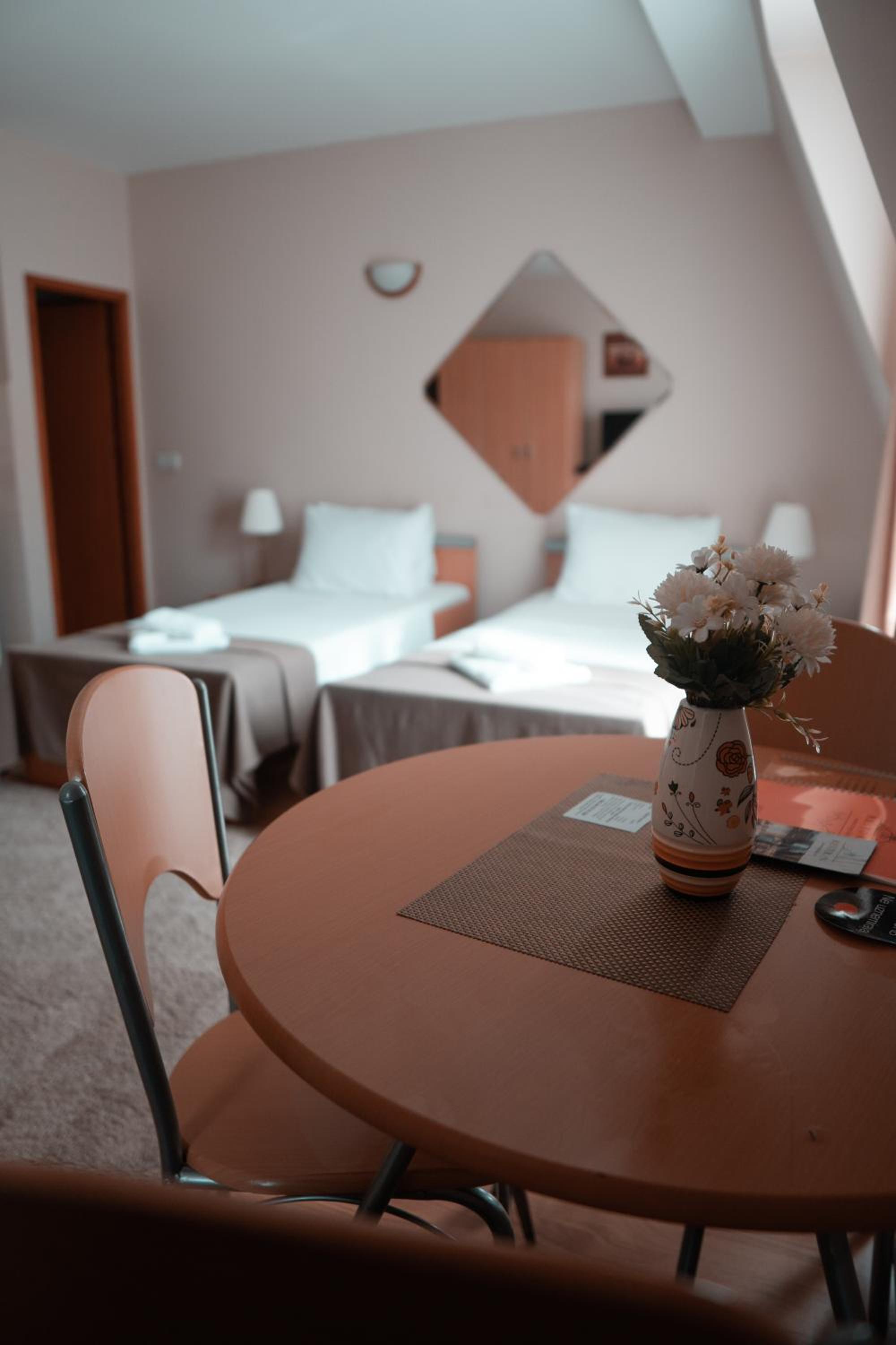 Triple Room with 3 Single Beds