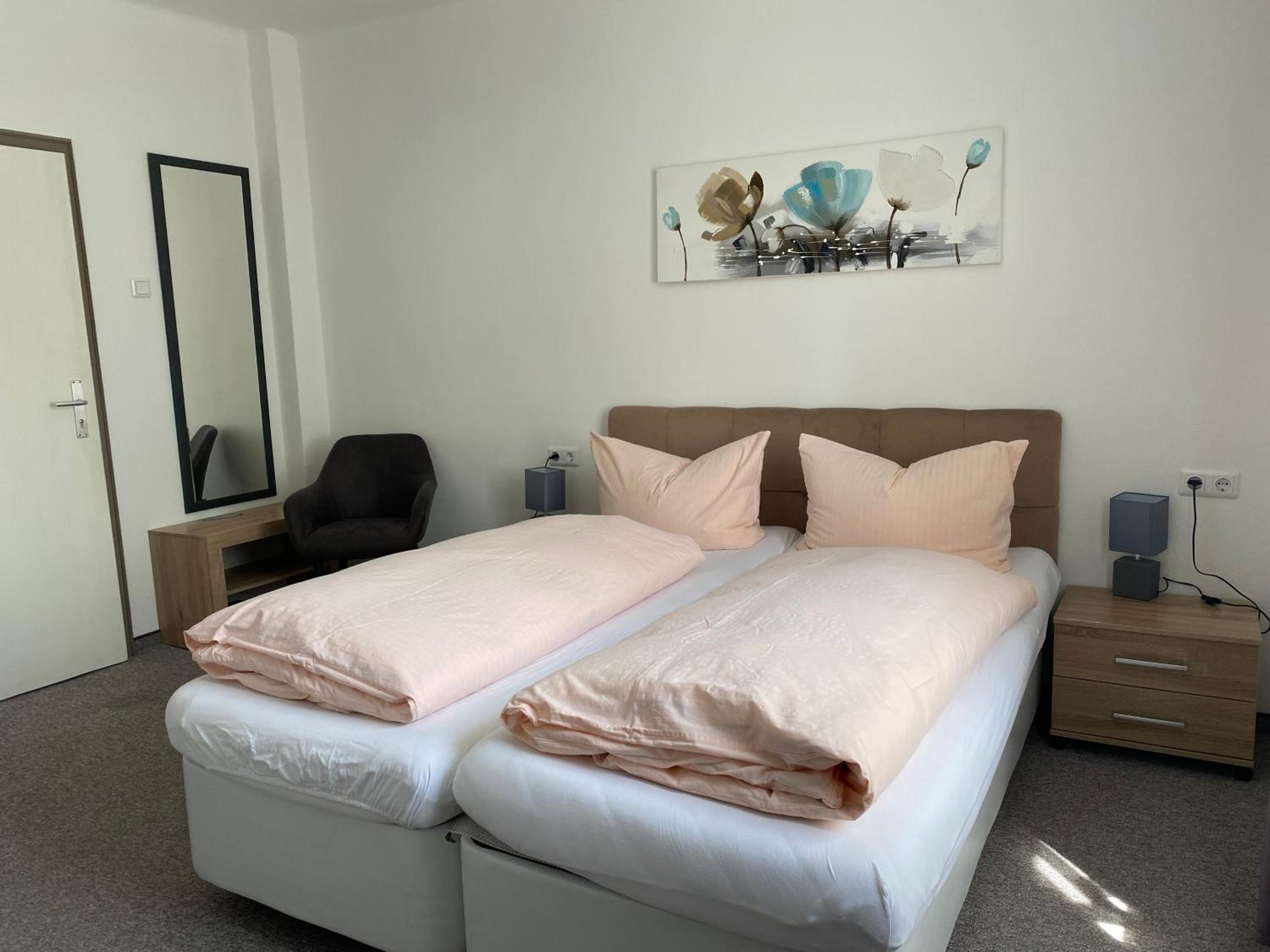 Double Room (Annex)
