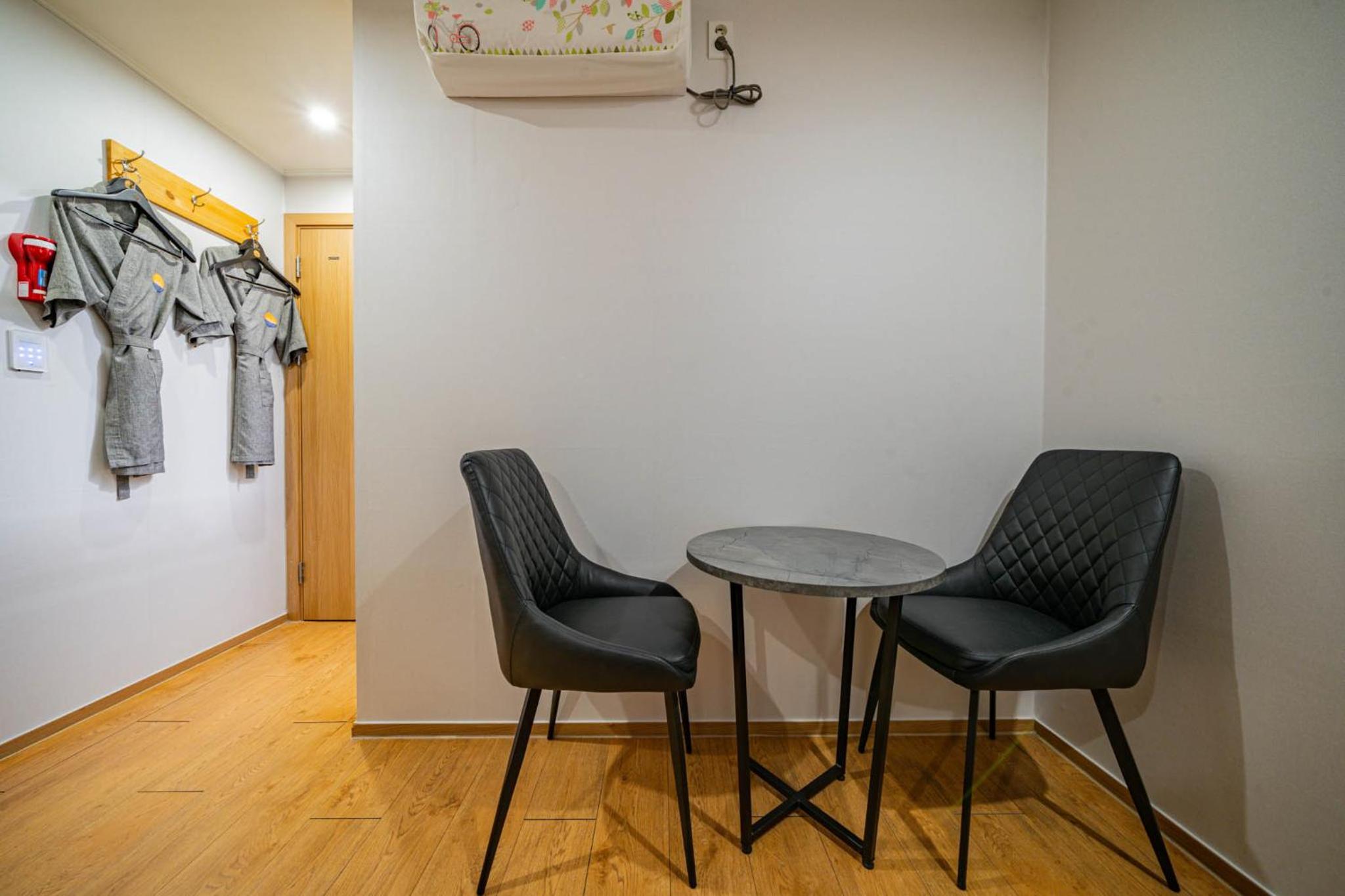 Standard Double with bathtub for one person