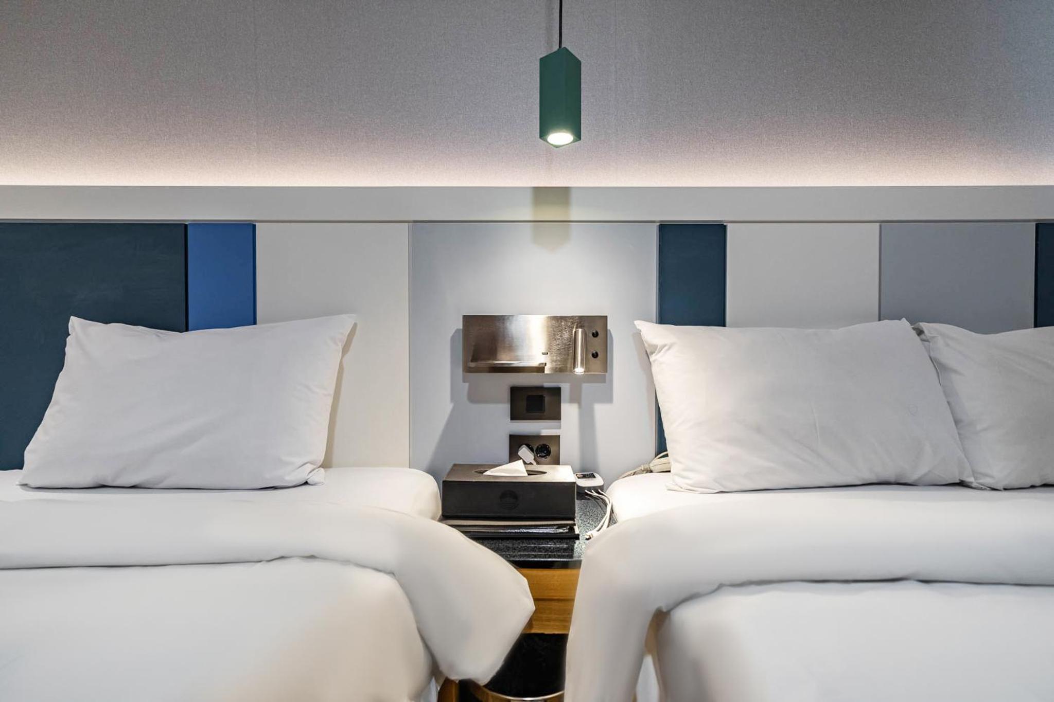 Family Twin Oceanview