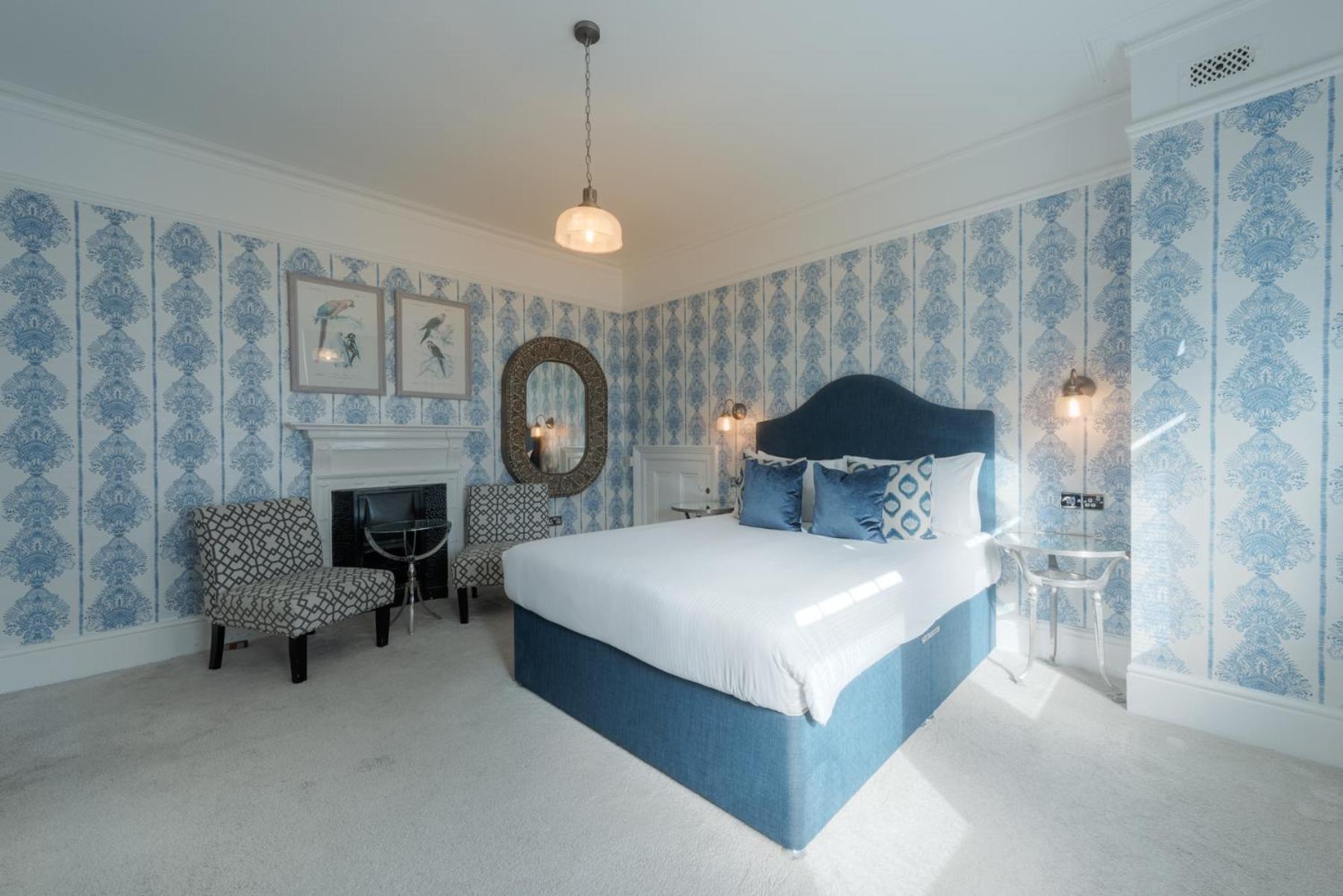 Executive King with Bath and Shower