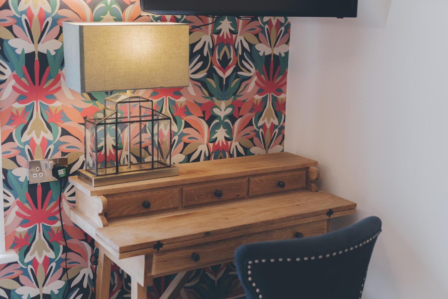 Executive King with Shower