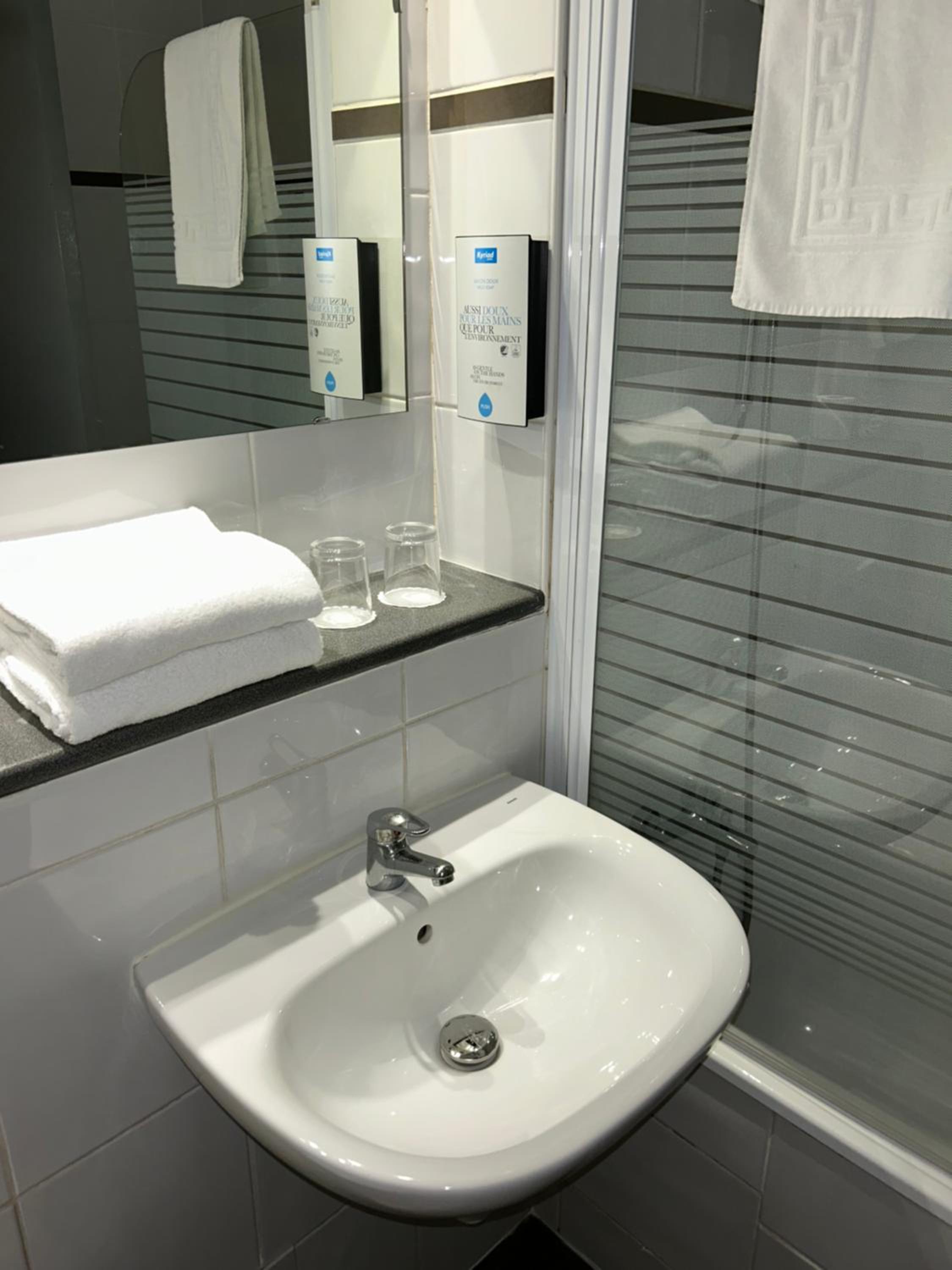 Room Next Generation - 1 Double Bed