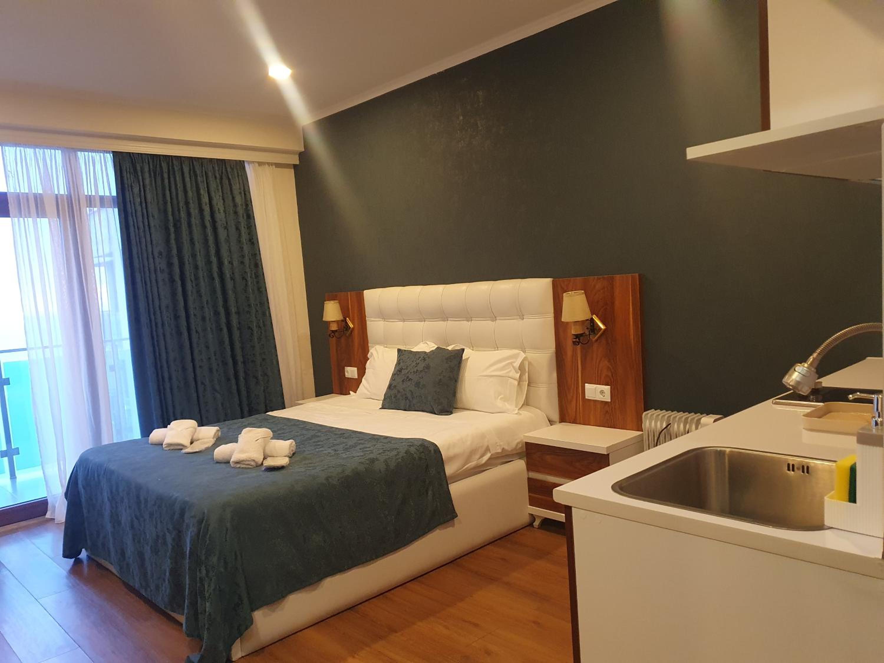 Triple Room with Sea View