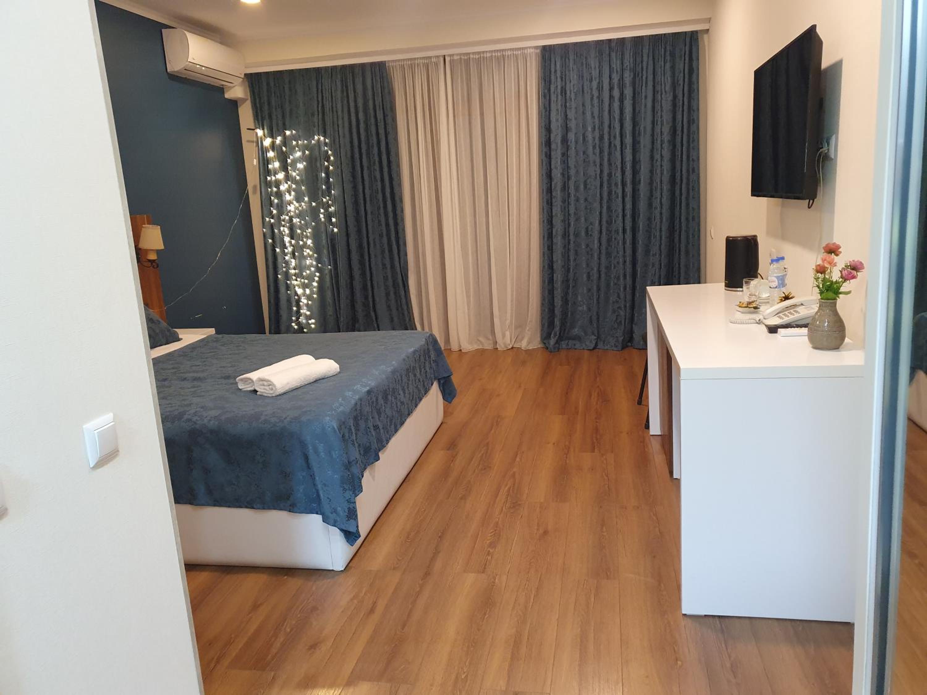 Triple Room with Sea View