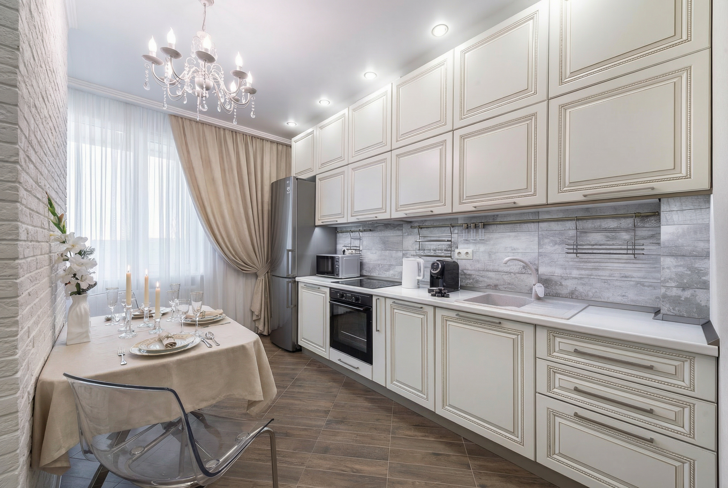 Апартаменты для особо требовательных персон с видом на город — Кубанская набережная, 33