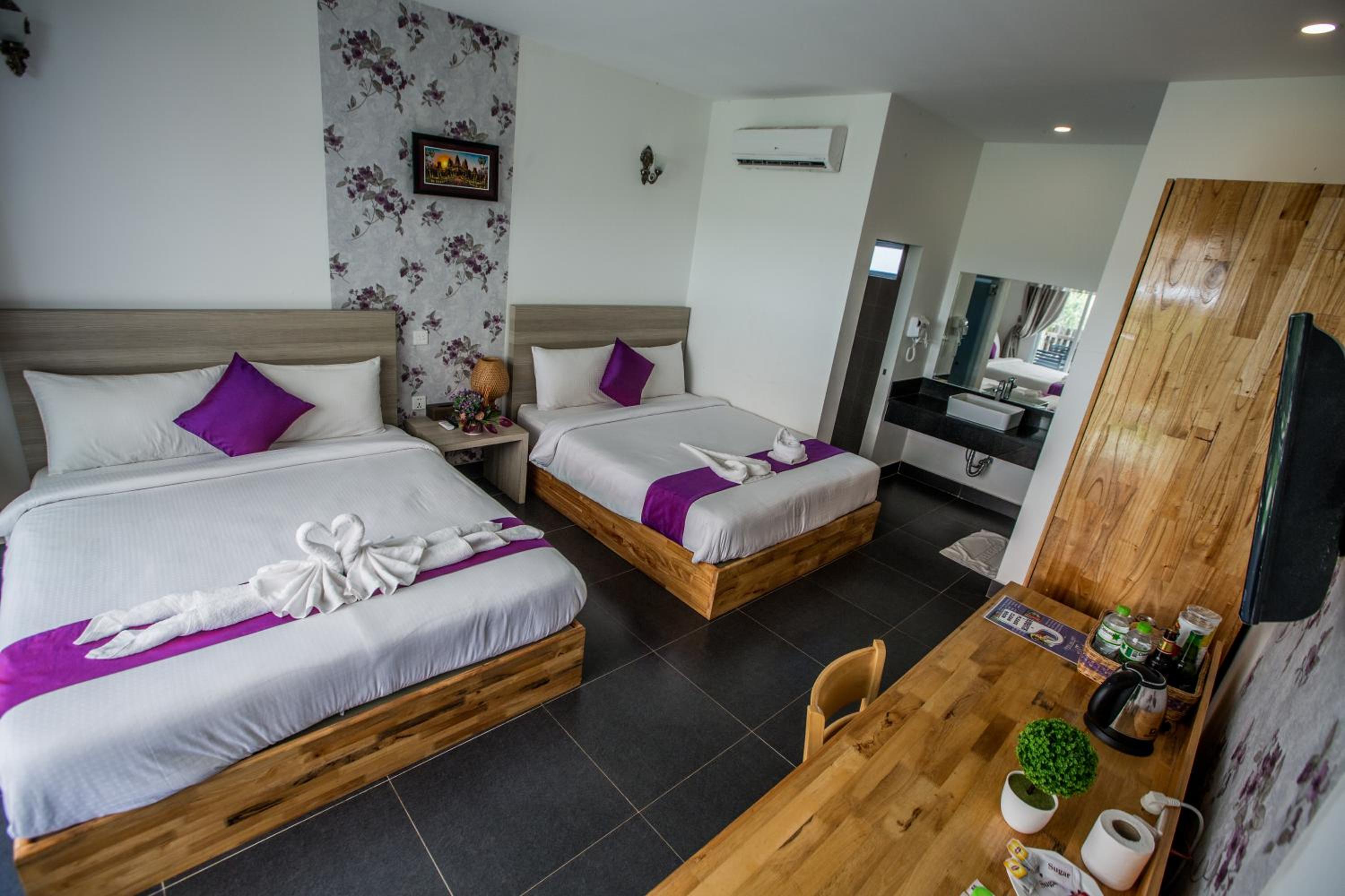 Private Bungalow Twin with Garden View