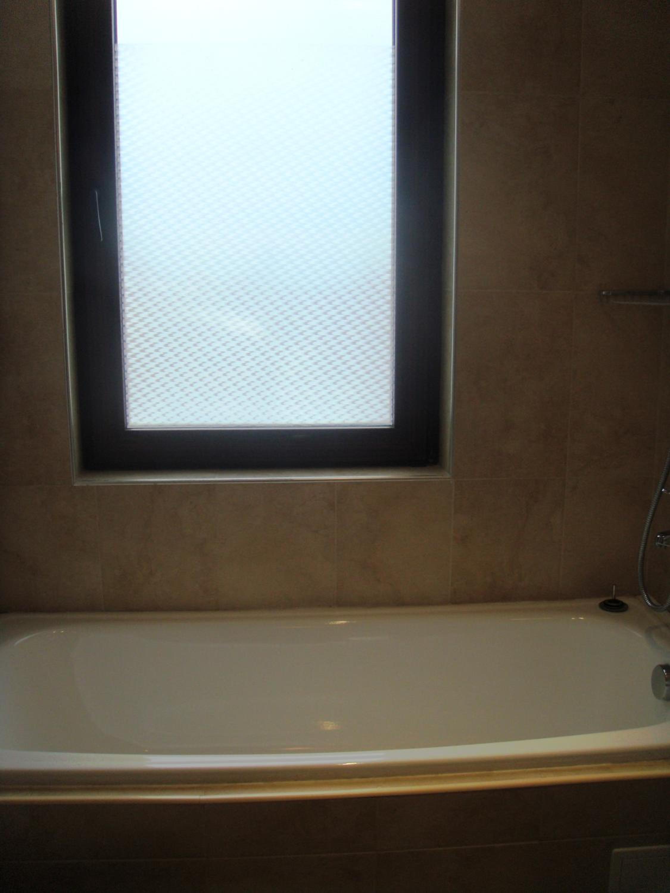 One-Bedroom Apartment with Balcony - Free Spa Access