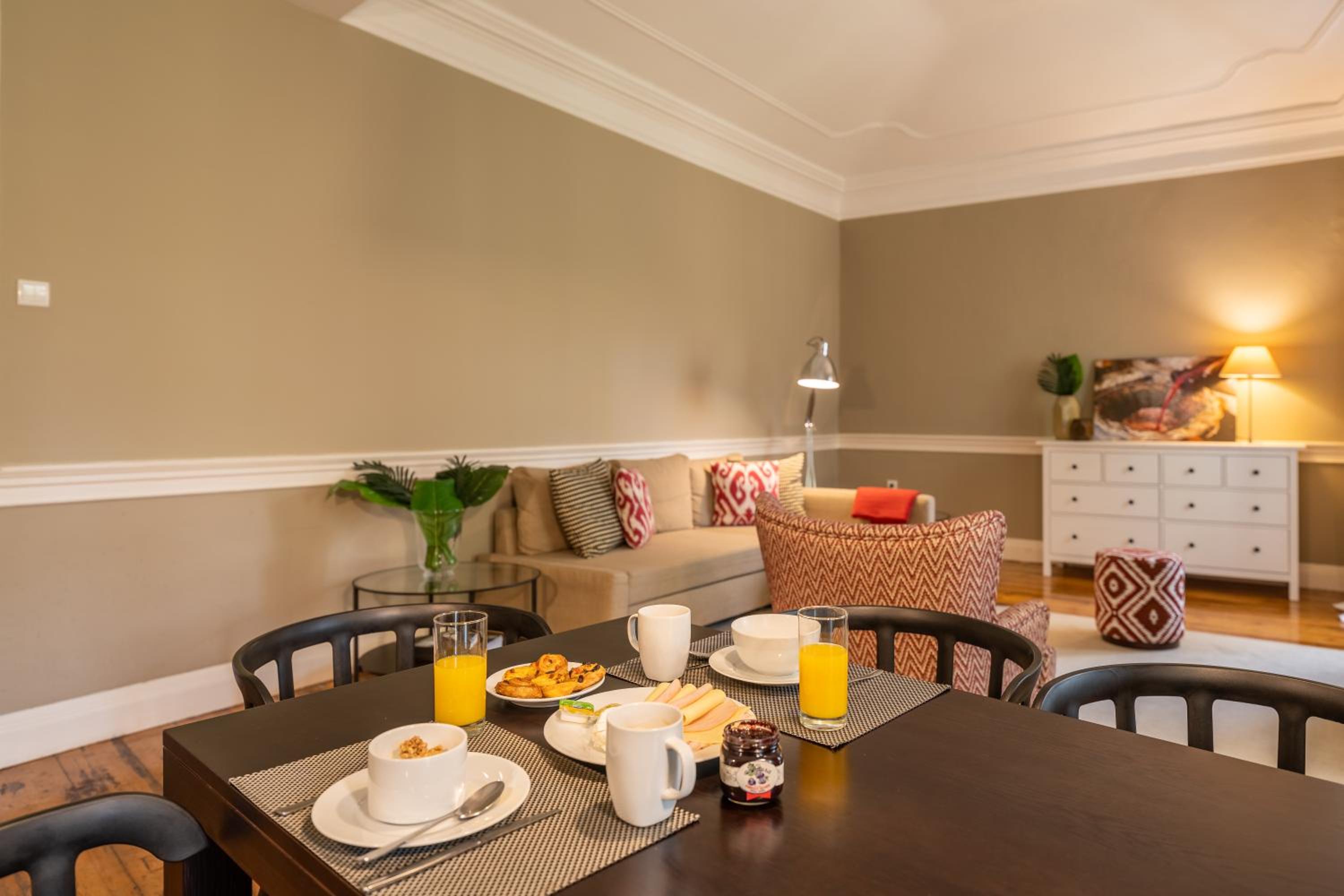 One-Bedroom Apartment (4 Adults)