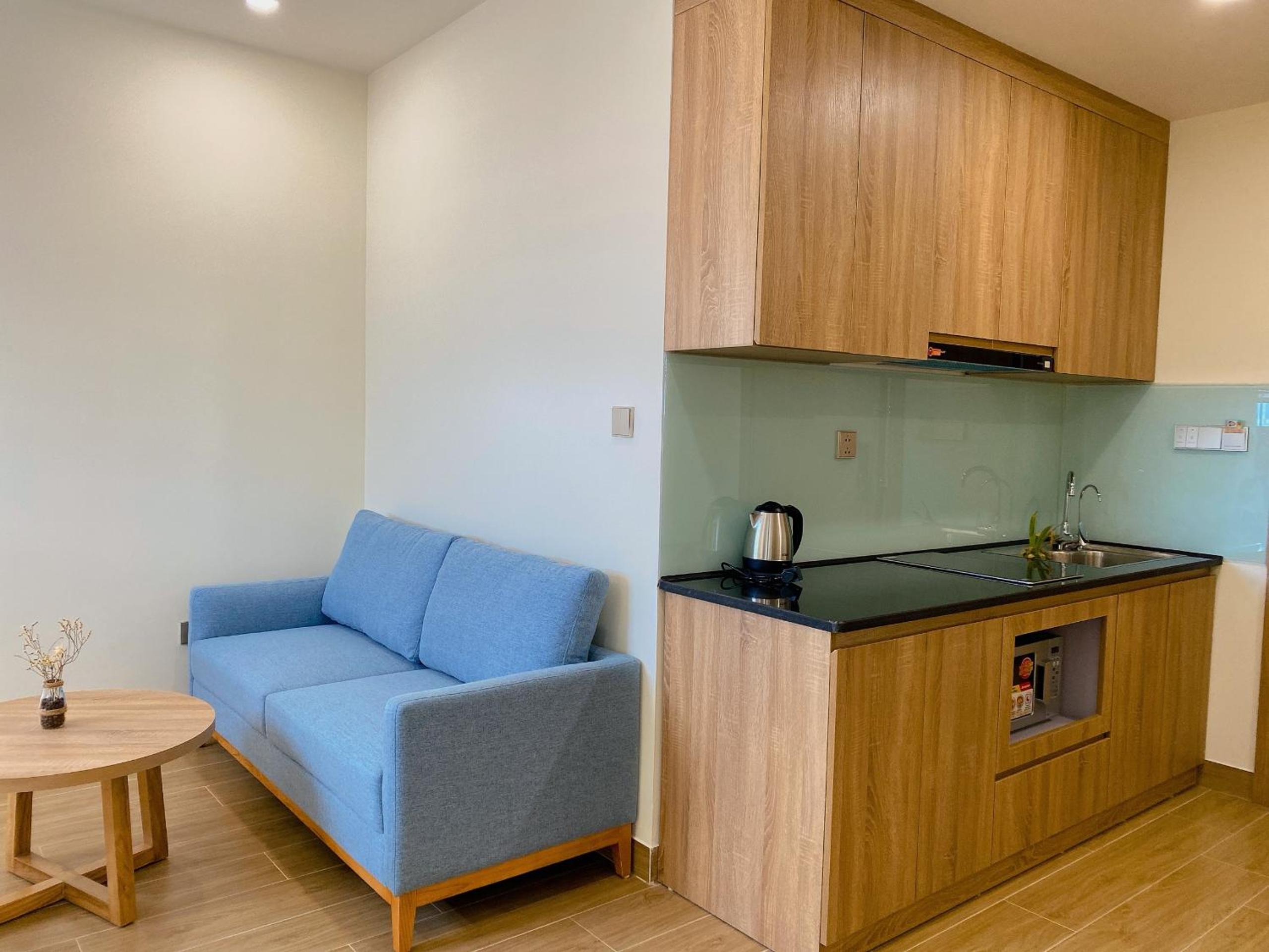 One-Bedroom Apartment