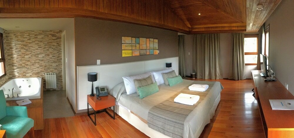 Junior Suite, Lake View