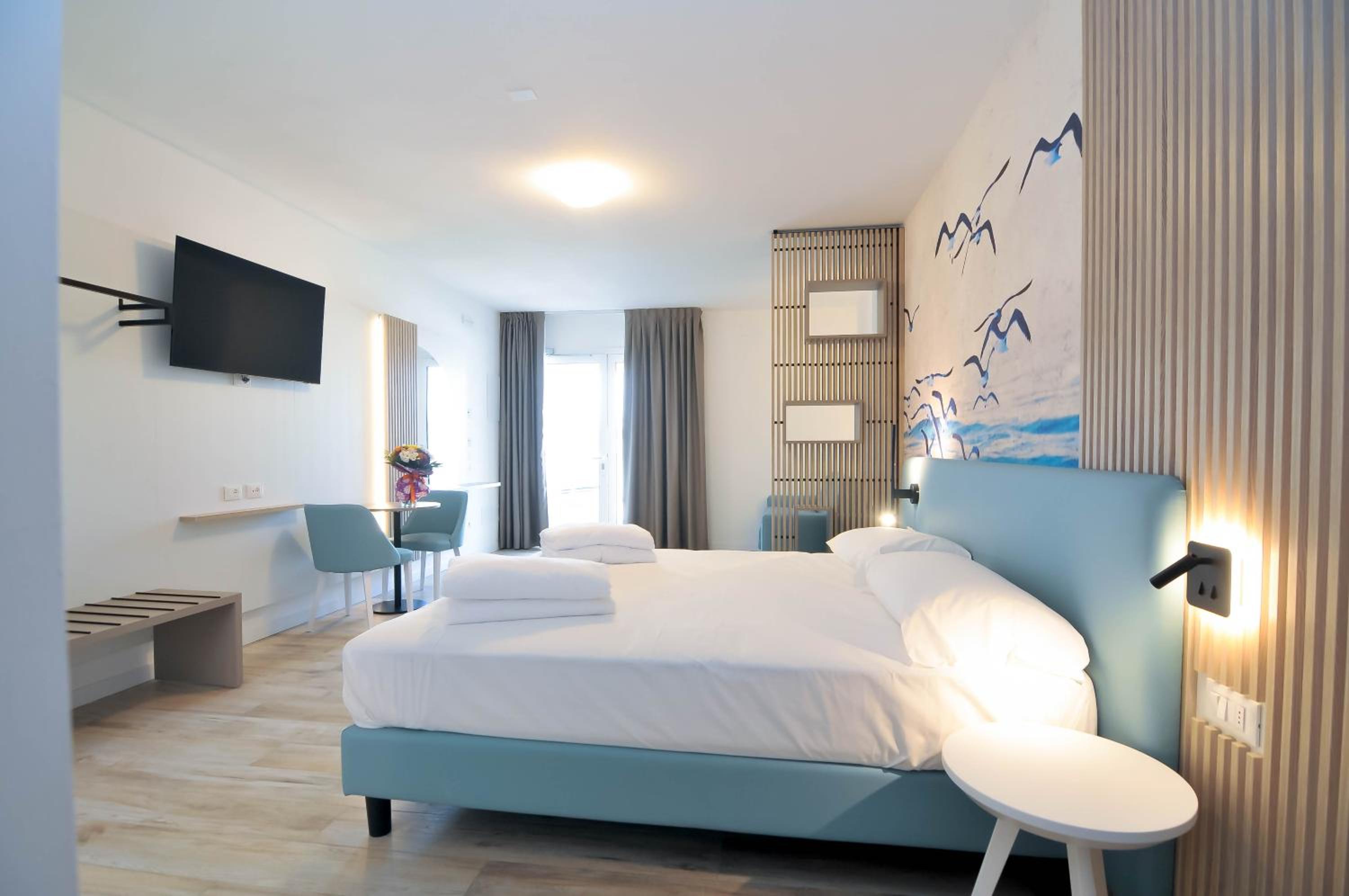 Junior Suite With Jacuzzi - Annex Building