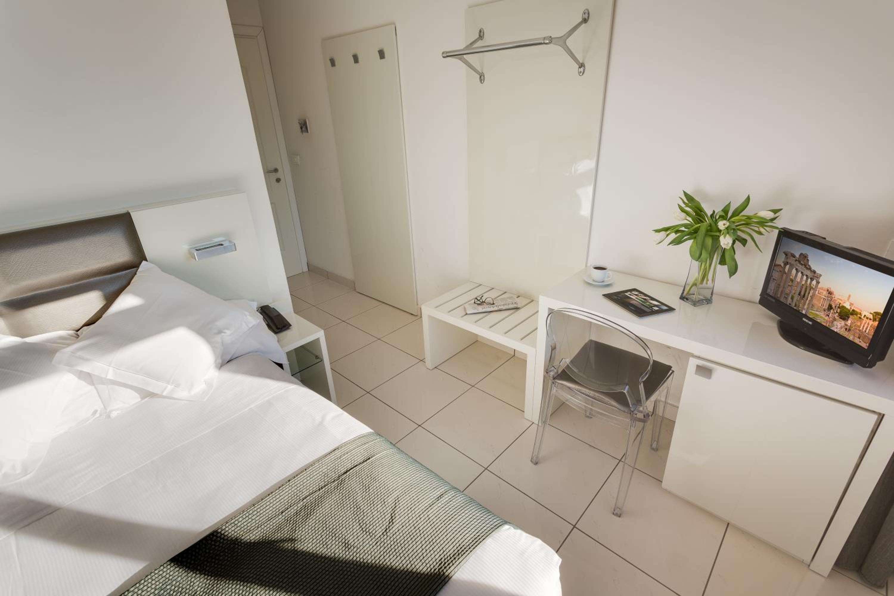 Superior Single Room