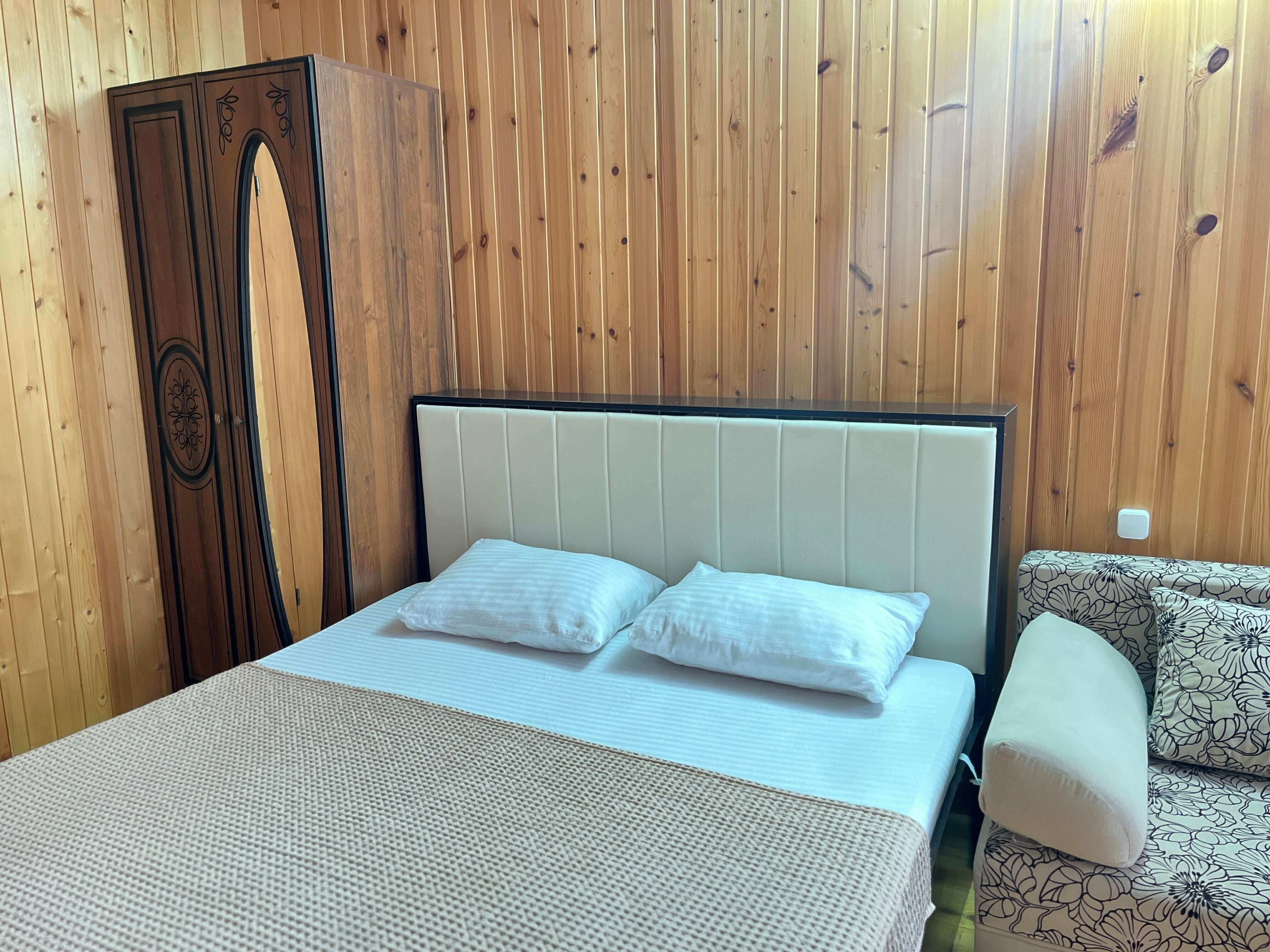 Улучшенный двухместный номер с 1 кроватью