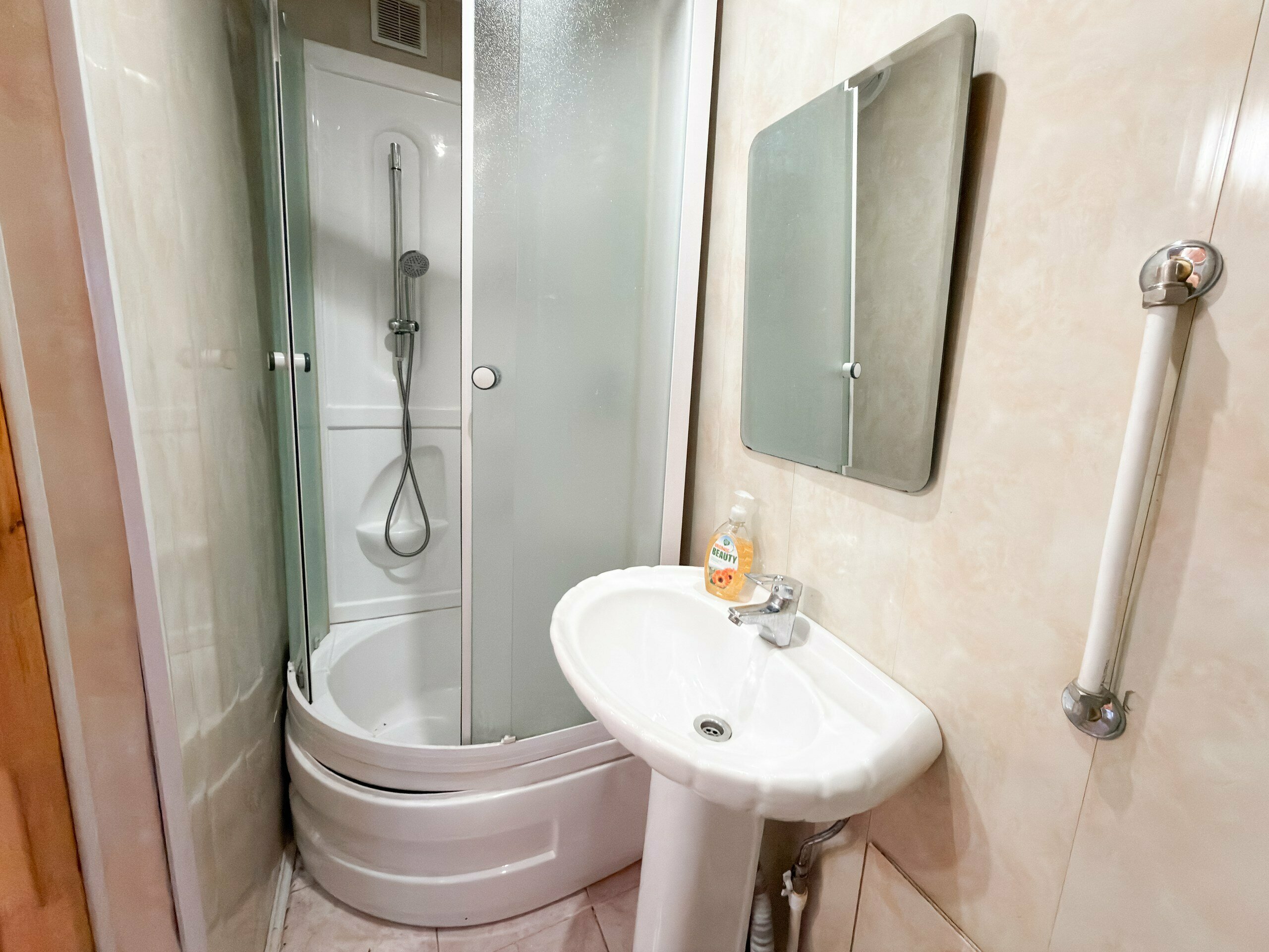 Стандартный трехместный номер