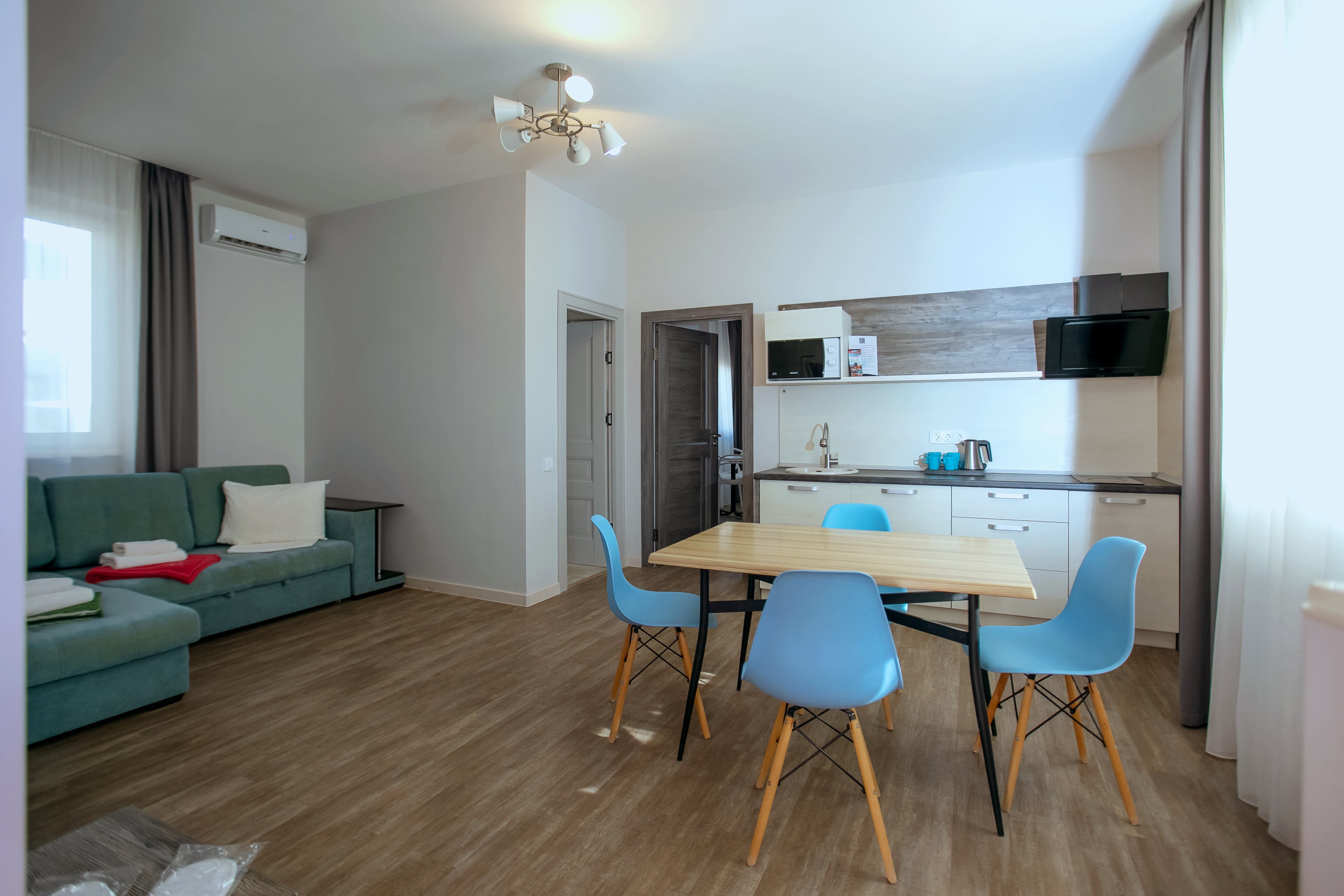 Семейный номер с балконом