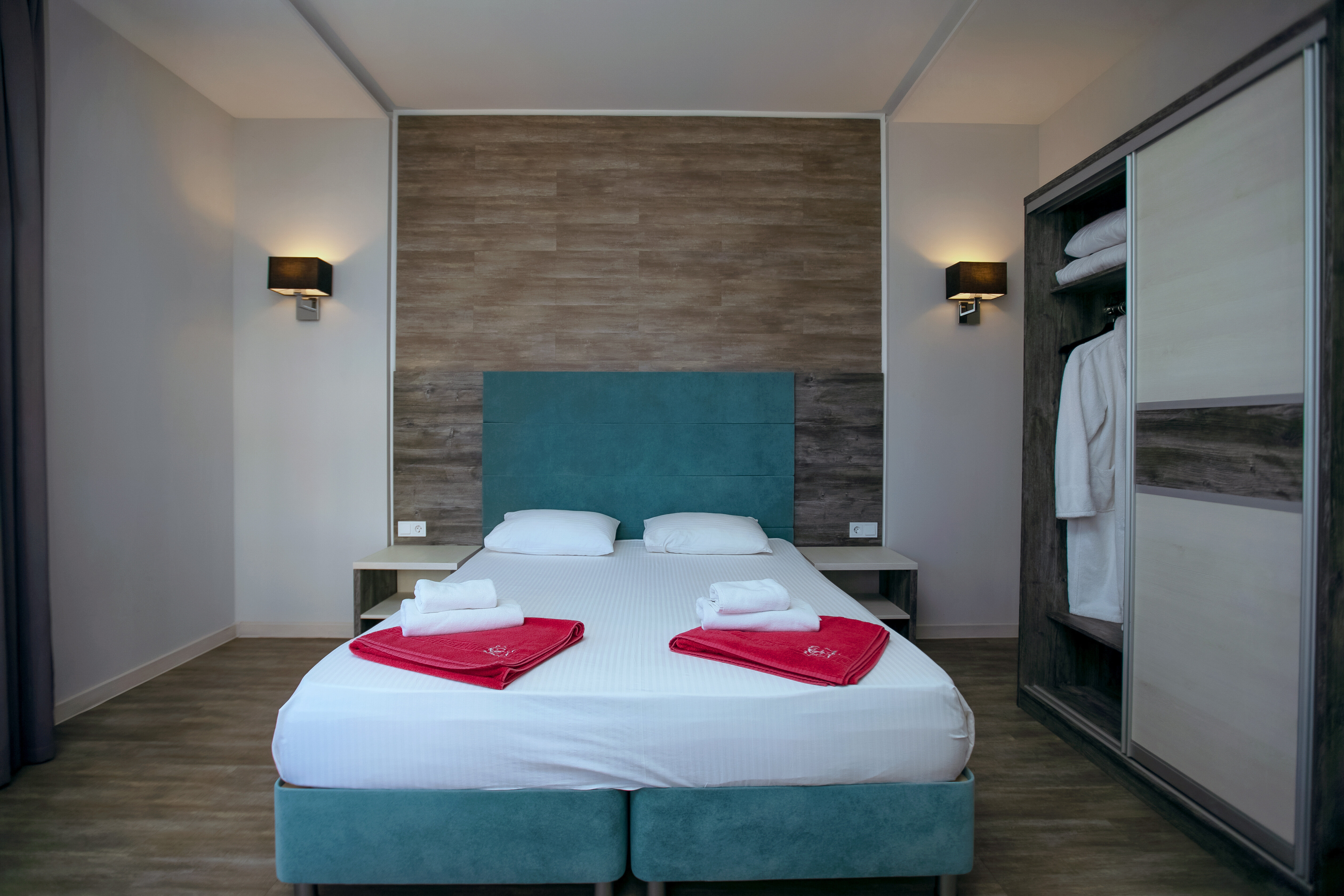 Семейный номер с балконом