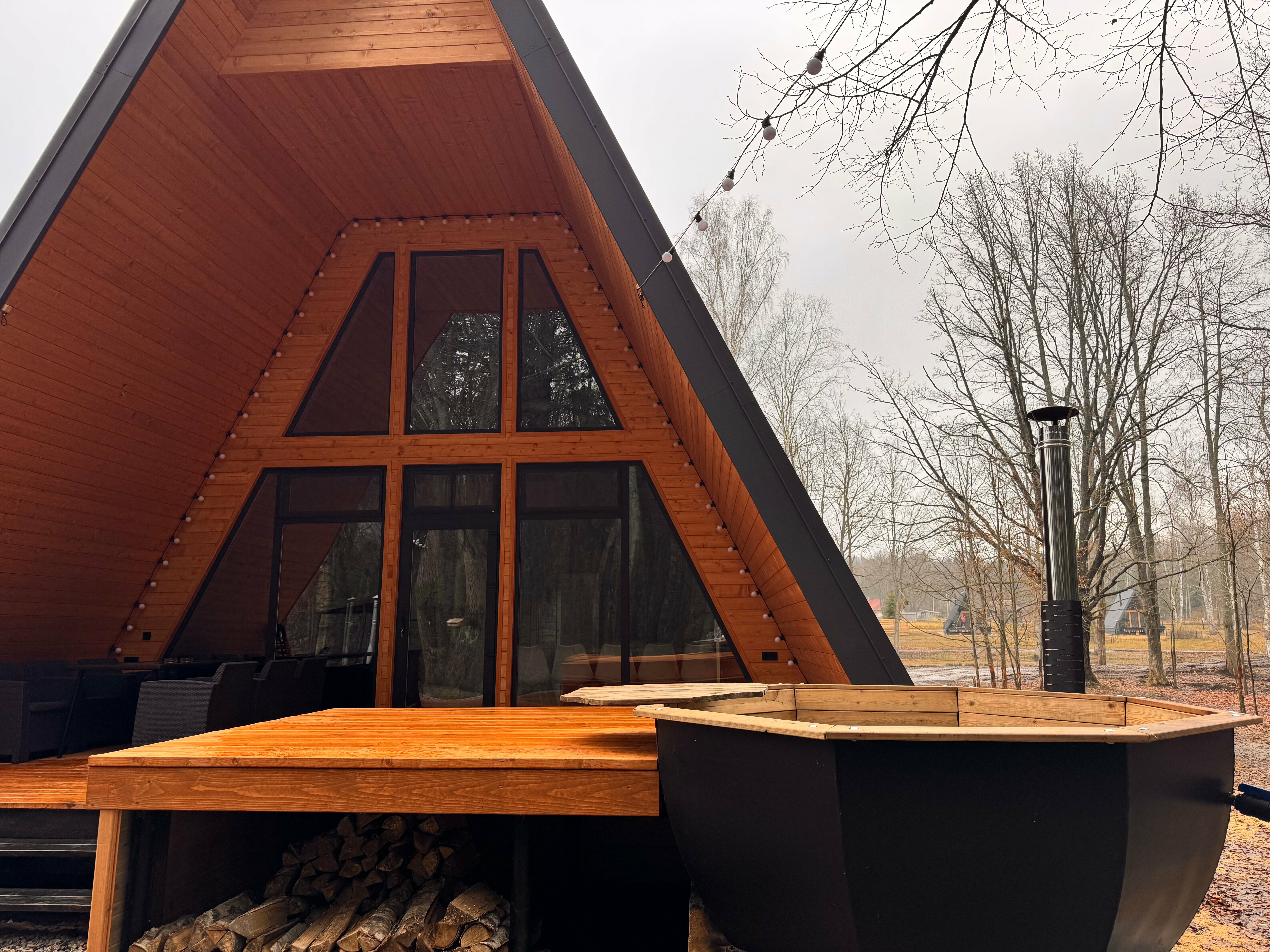 Коттедж с видом на озеро