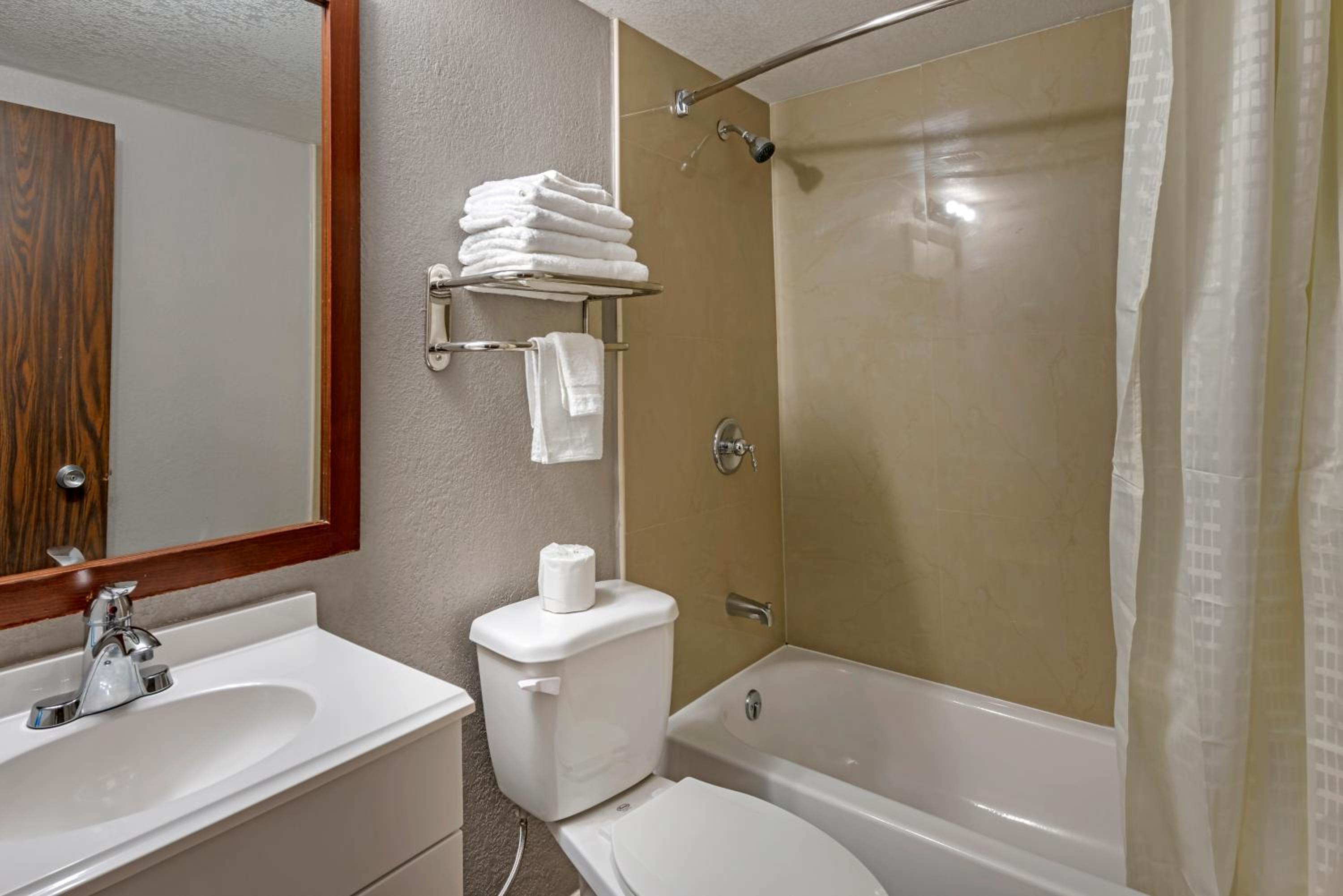 King Room - Non-Smoking