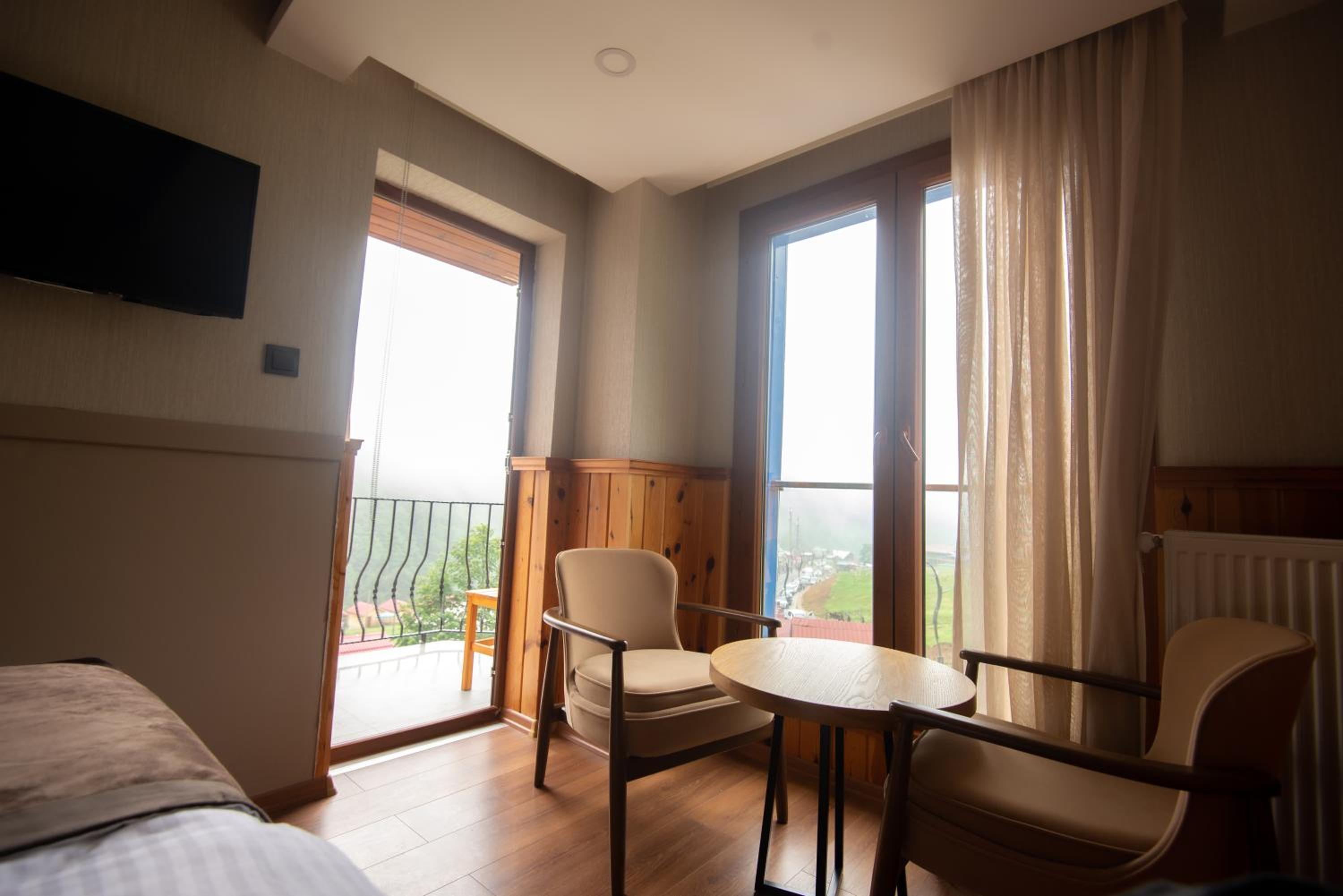 Deluxe Double Room with Balcony