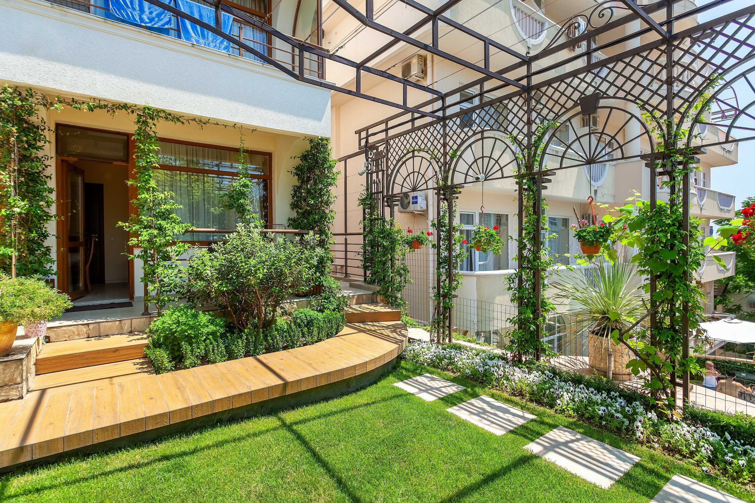 Стандарт с террасой ( 2 Корпус)