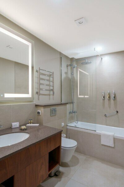 Большой двухместный номер с 1 кроватью