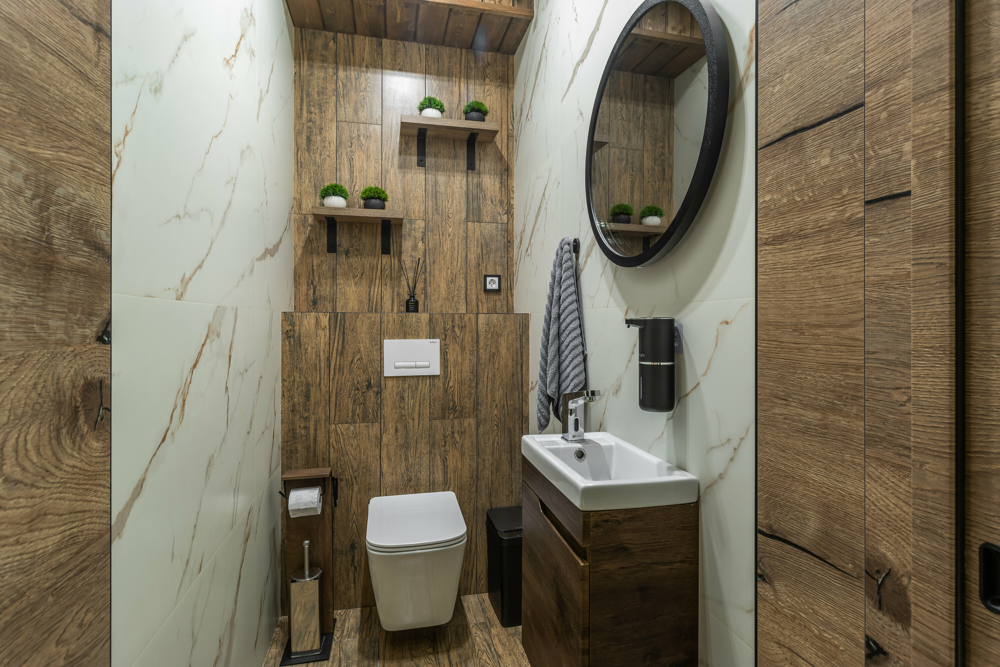 Лофт с камином и домашним кинотеатром