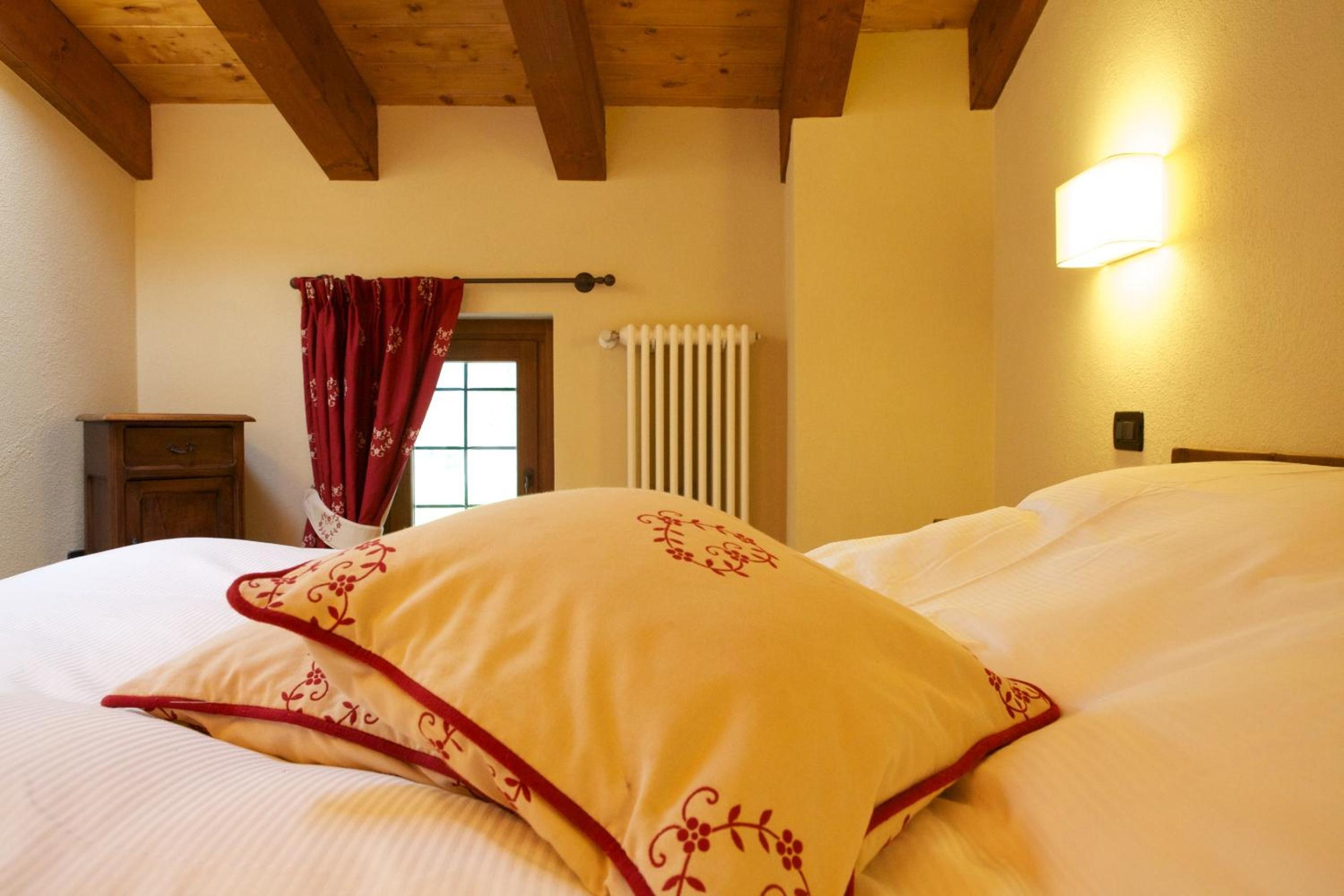 One-Bedroom Apartment - Split Level