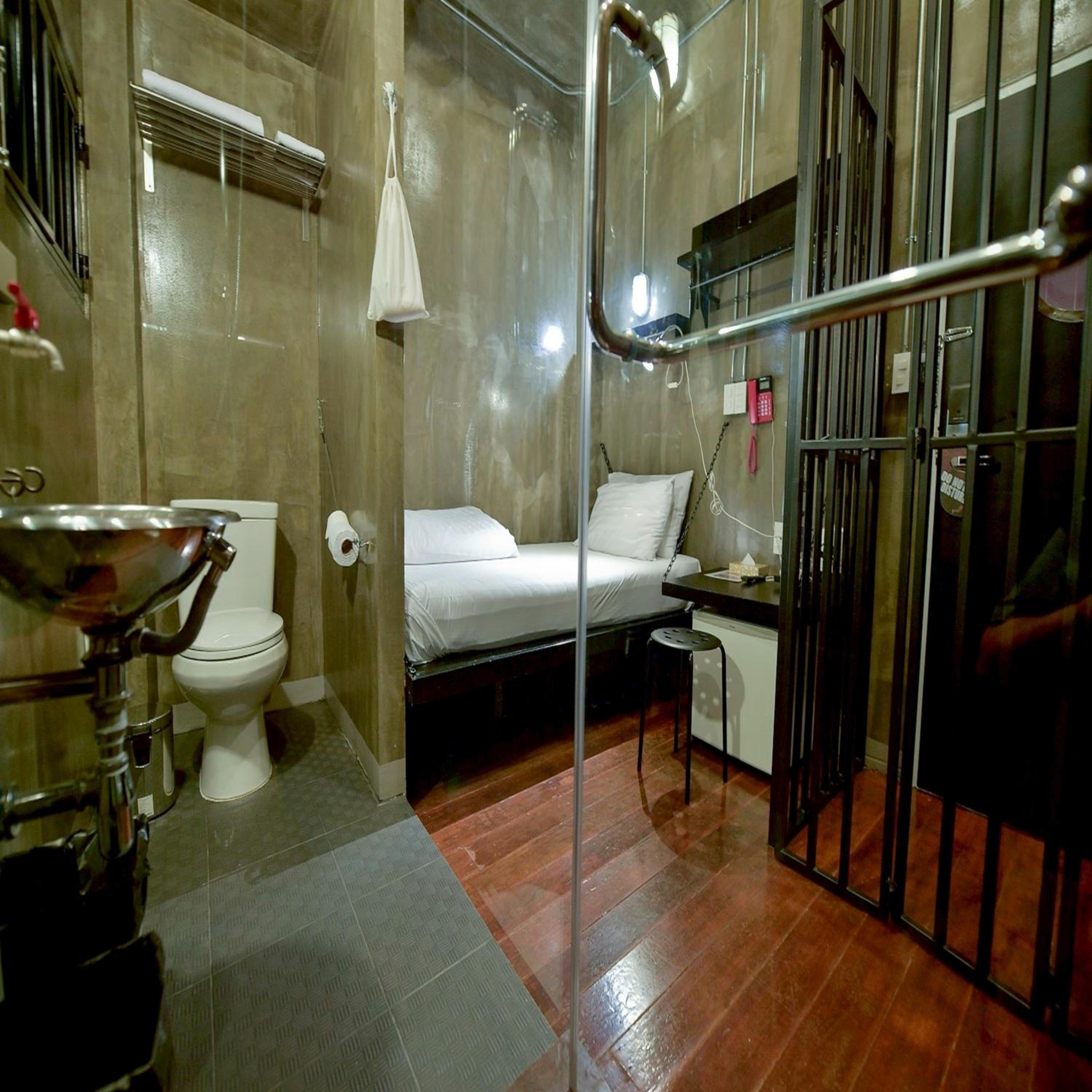 Deluxe Single Room