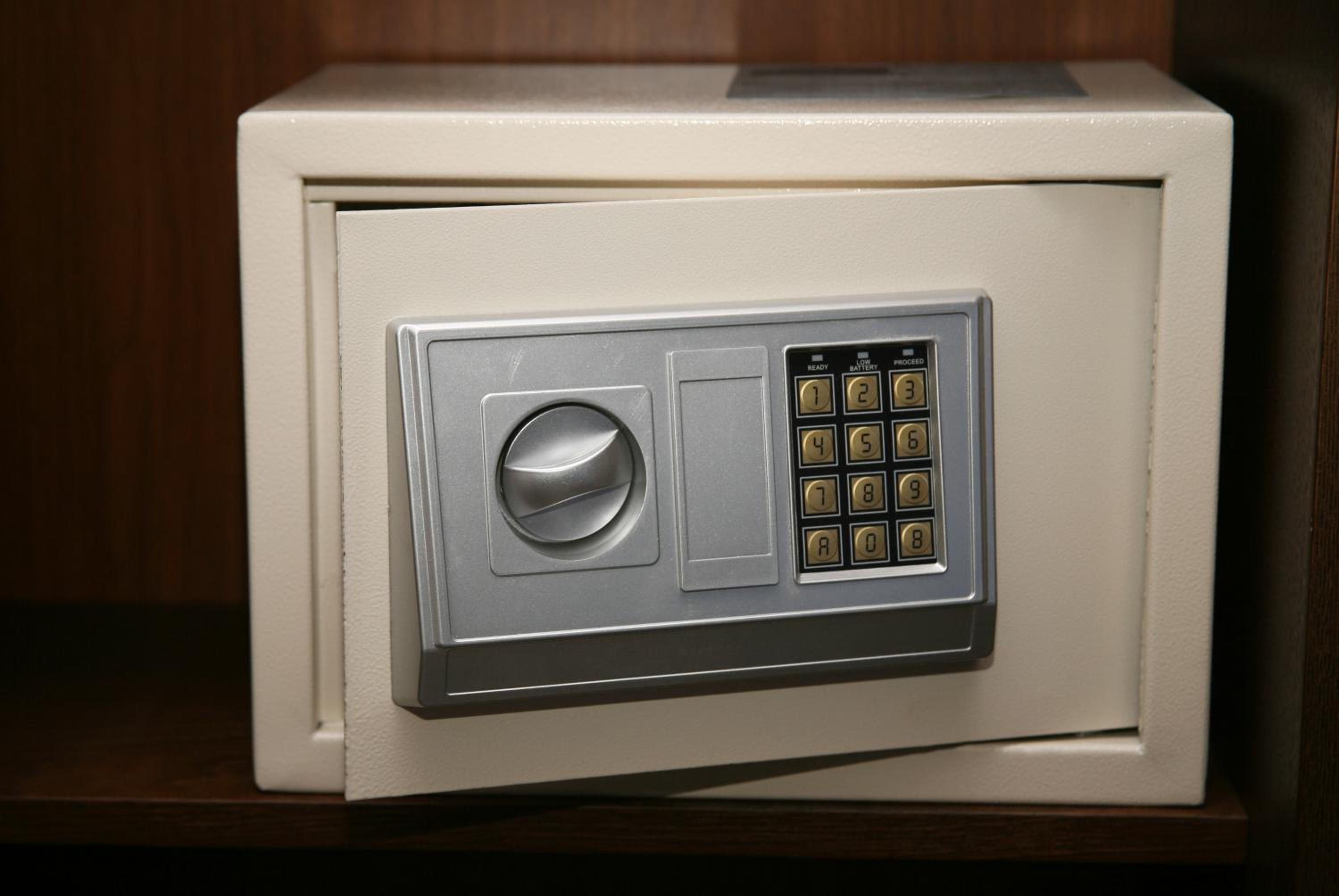 Standard Double Room With City View