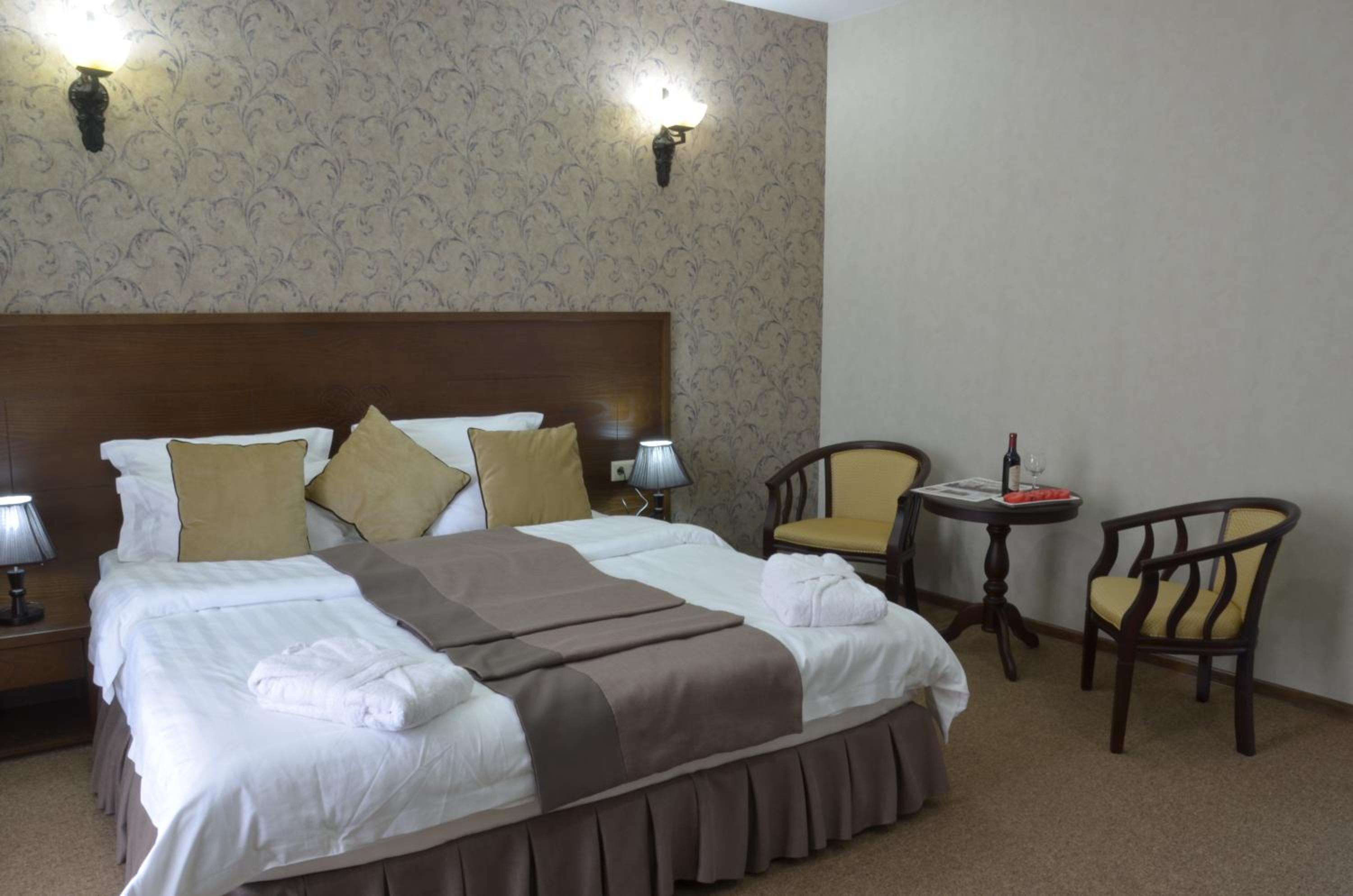 Standard Double Room With City View