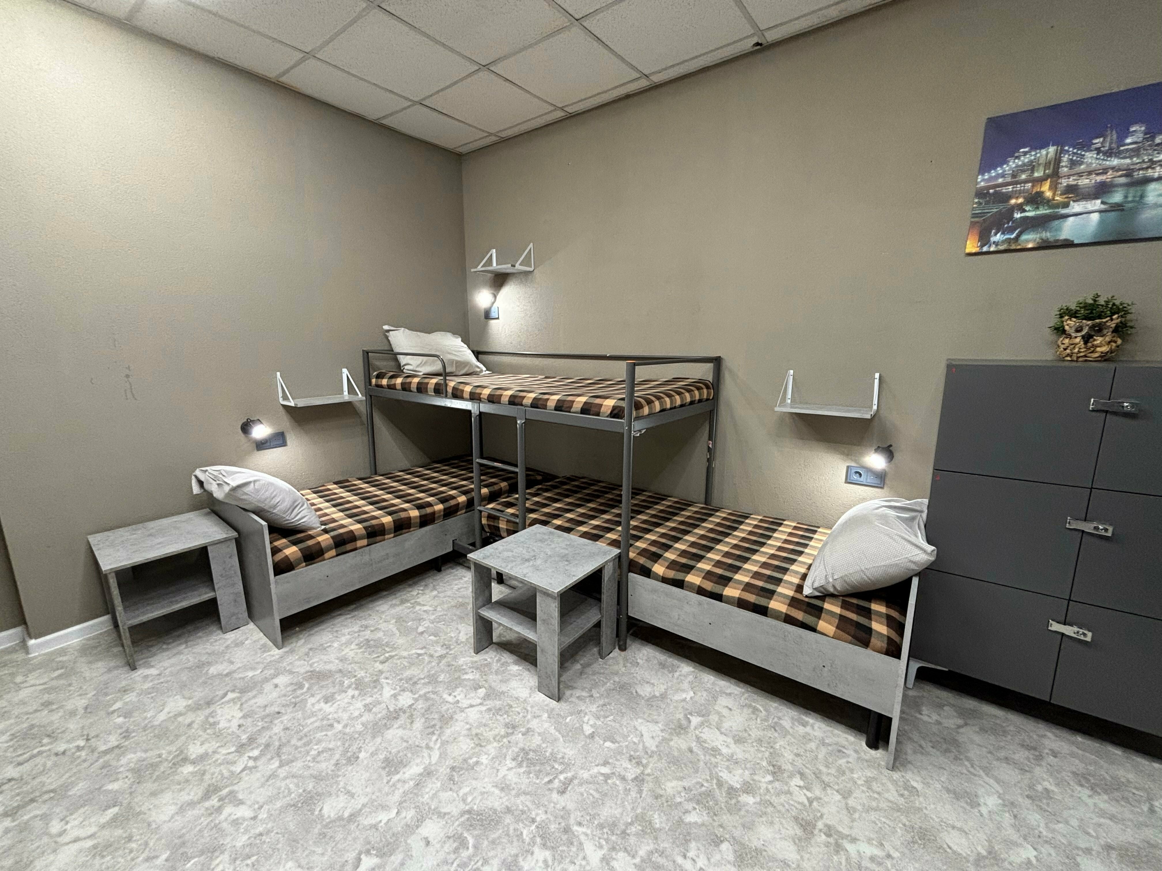 6-ти местный мужской номер Мосты