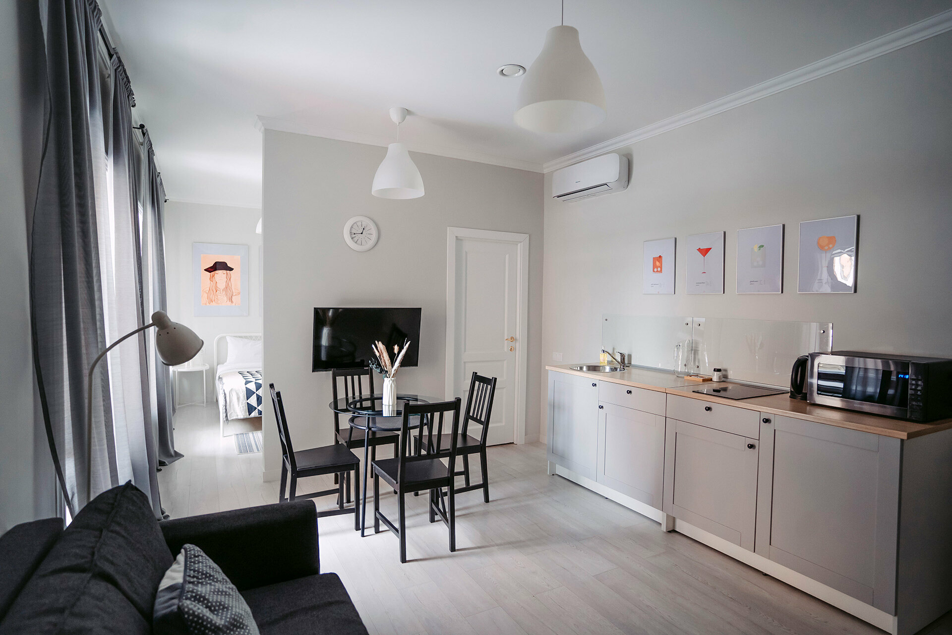 Апартаменты "White&Black"