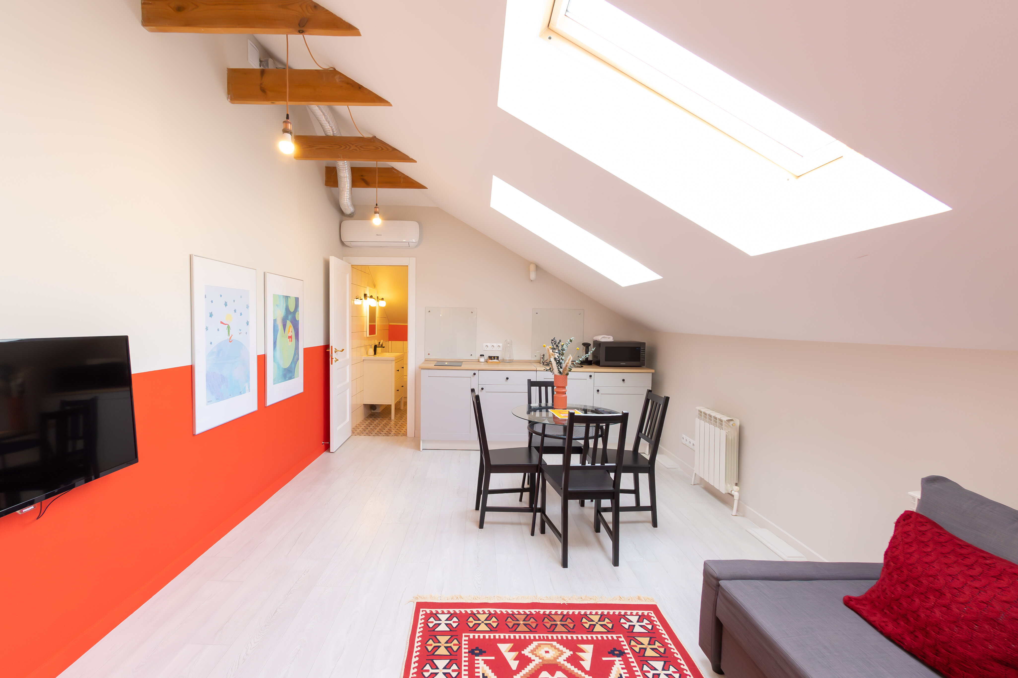 Апартаменты "Red" с террасой