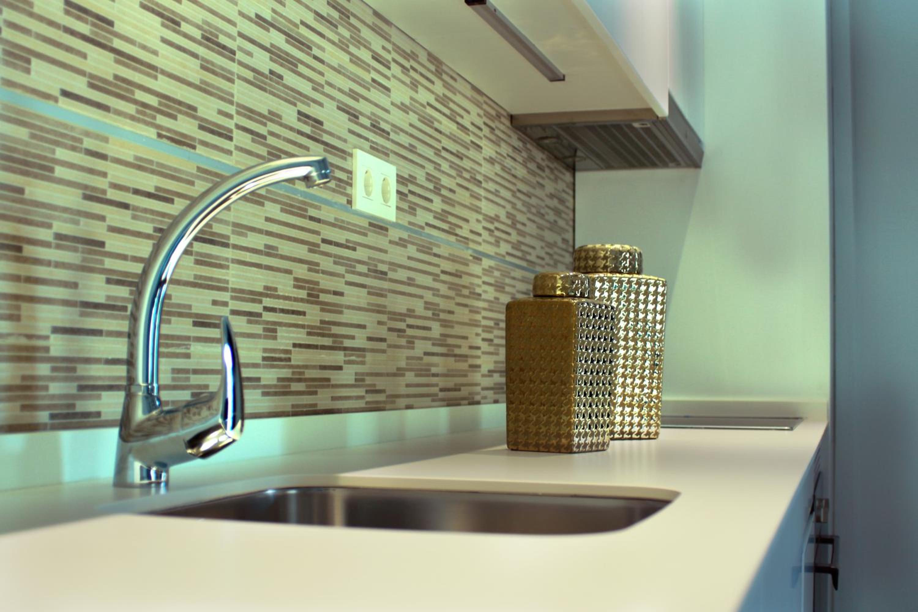 Two-Bedroom Apartment (5 Adults)