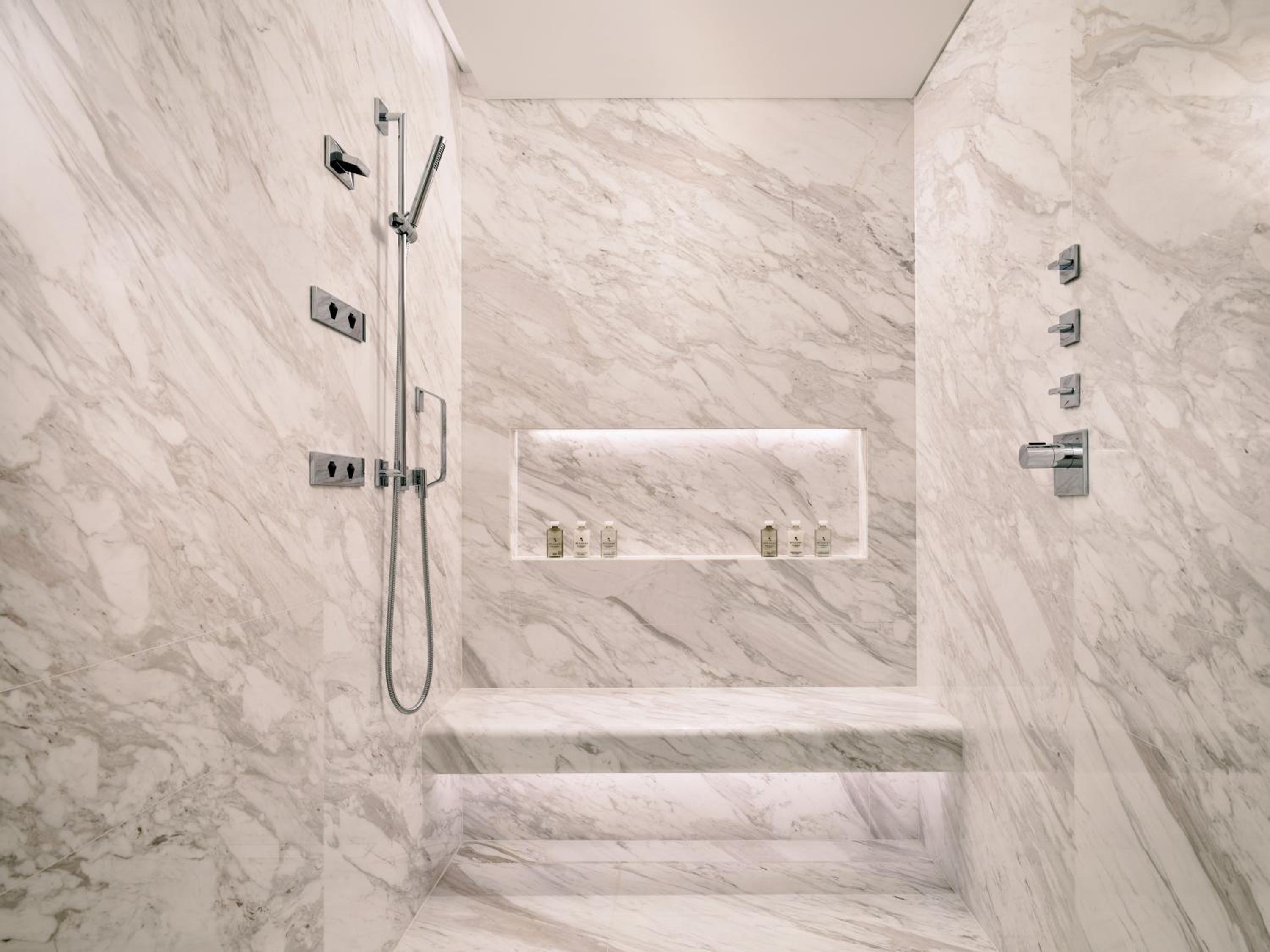 An Extended Indulgence - Paiza Signature Suite King City View