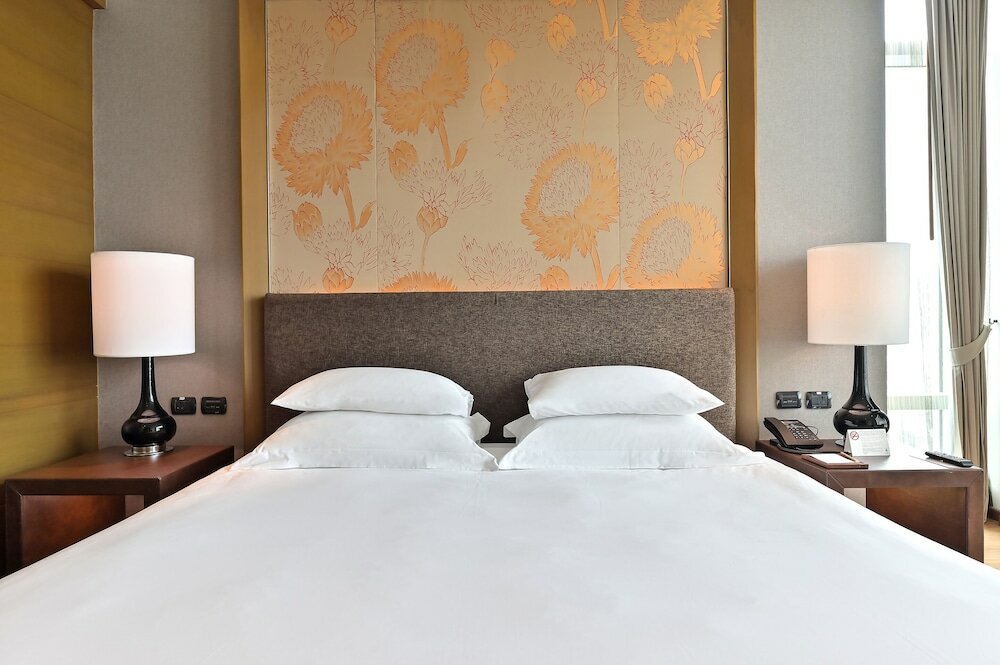 Executive Deluxe with Lounge Access