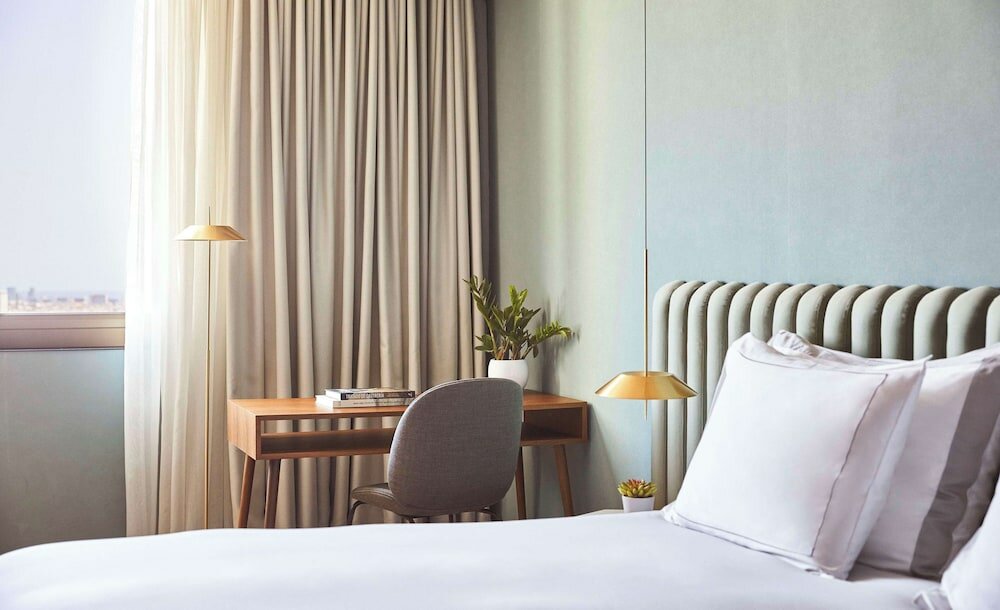 Junior Suite, 1 King Bed