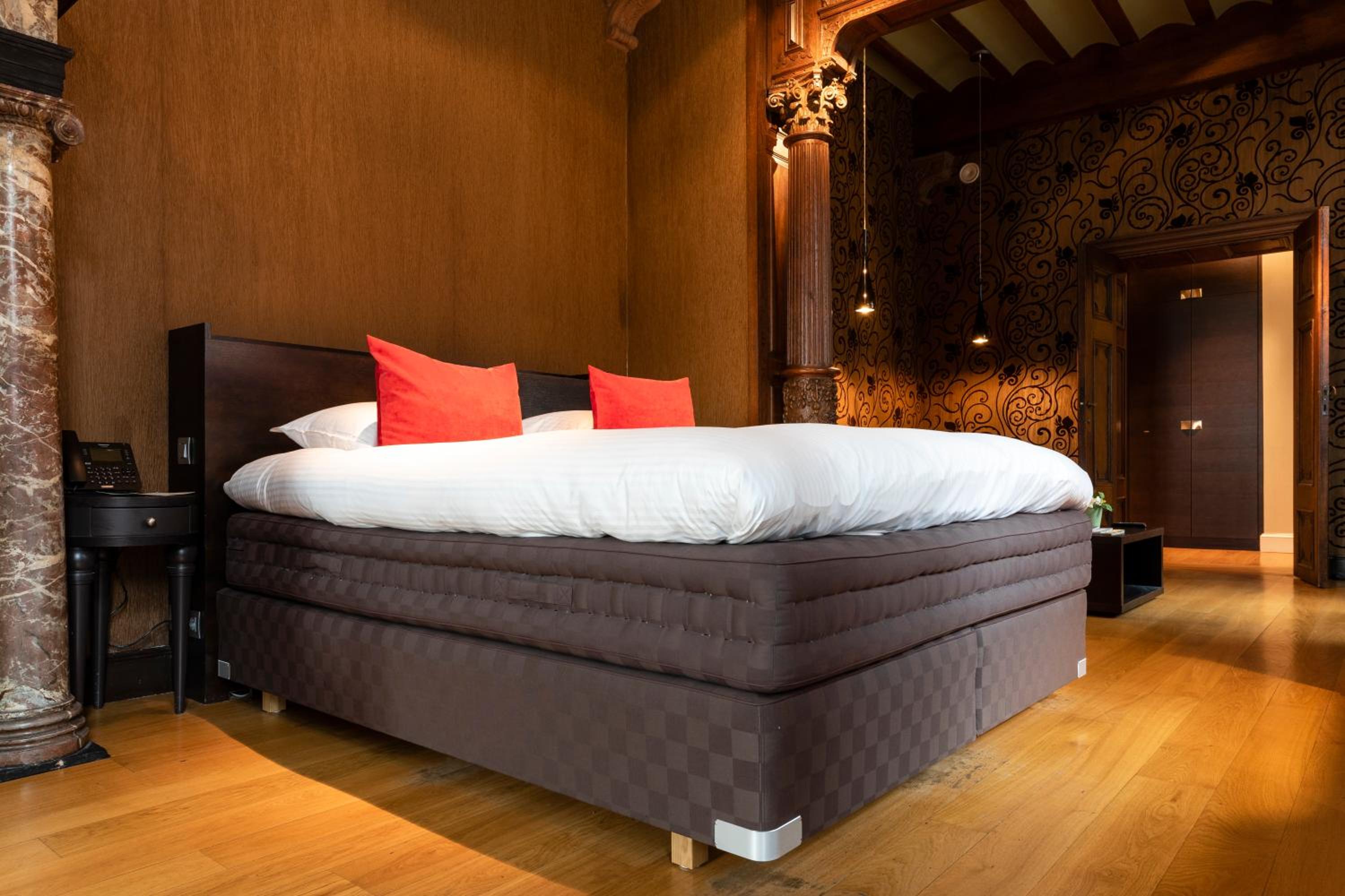 Historical Suite