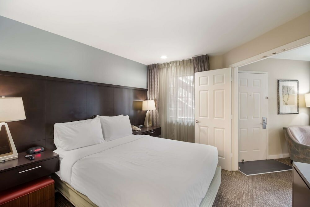 Suite, Multiple Beds (Two Bedroom)