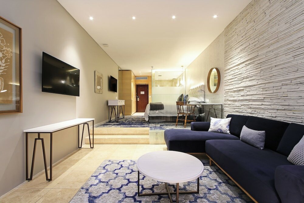 Junior Suite, 1 King Bed, Garden View, Garden Area (Junior Suite Garden)