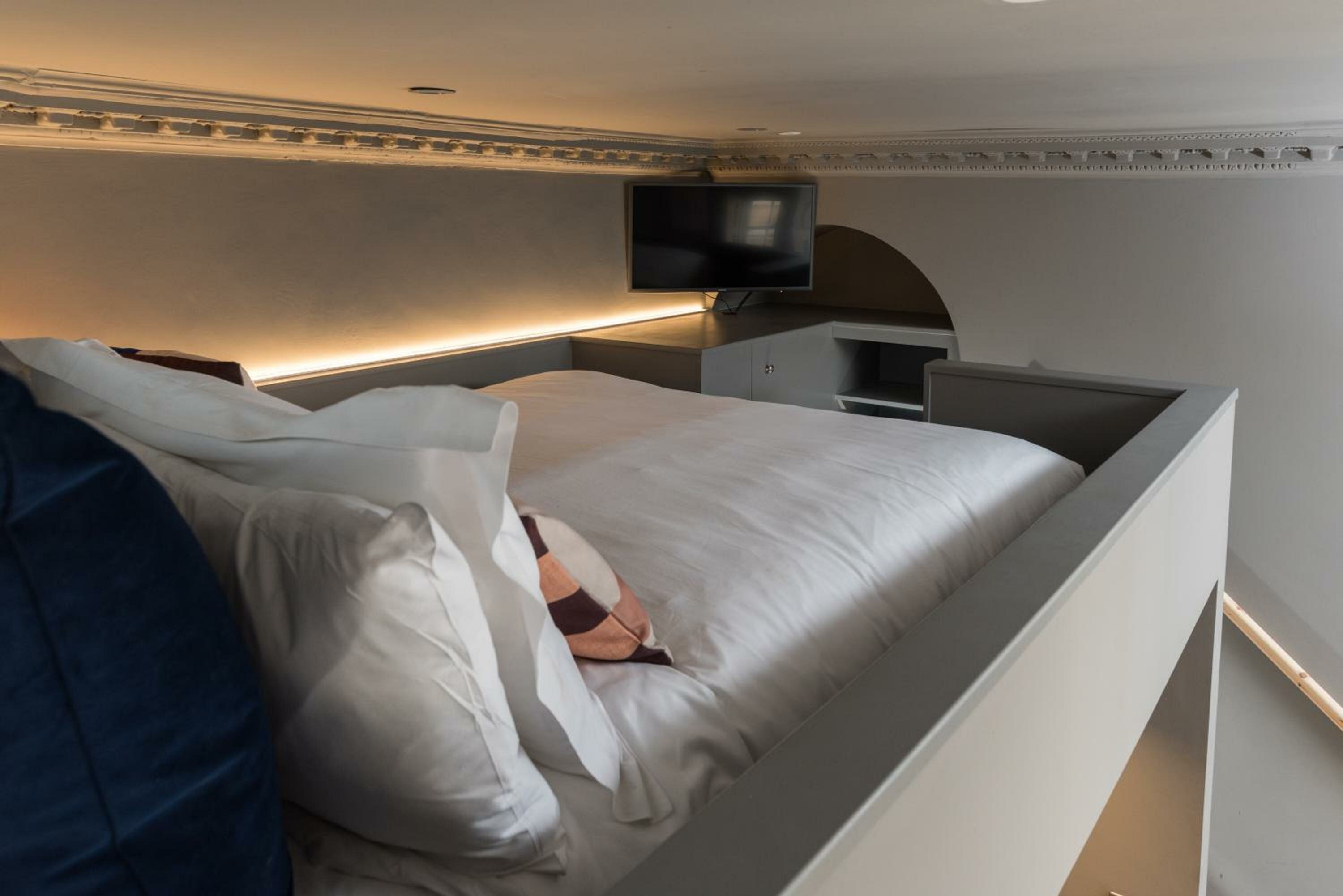 Superior Mezzanine Apartment