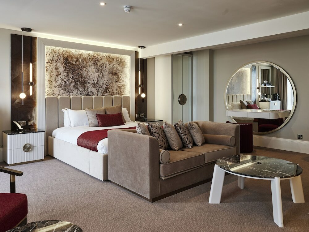 Junior Suite, 1 King Bed
